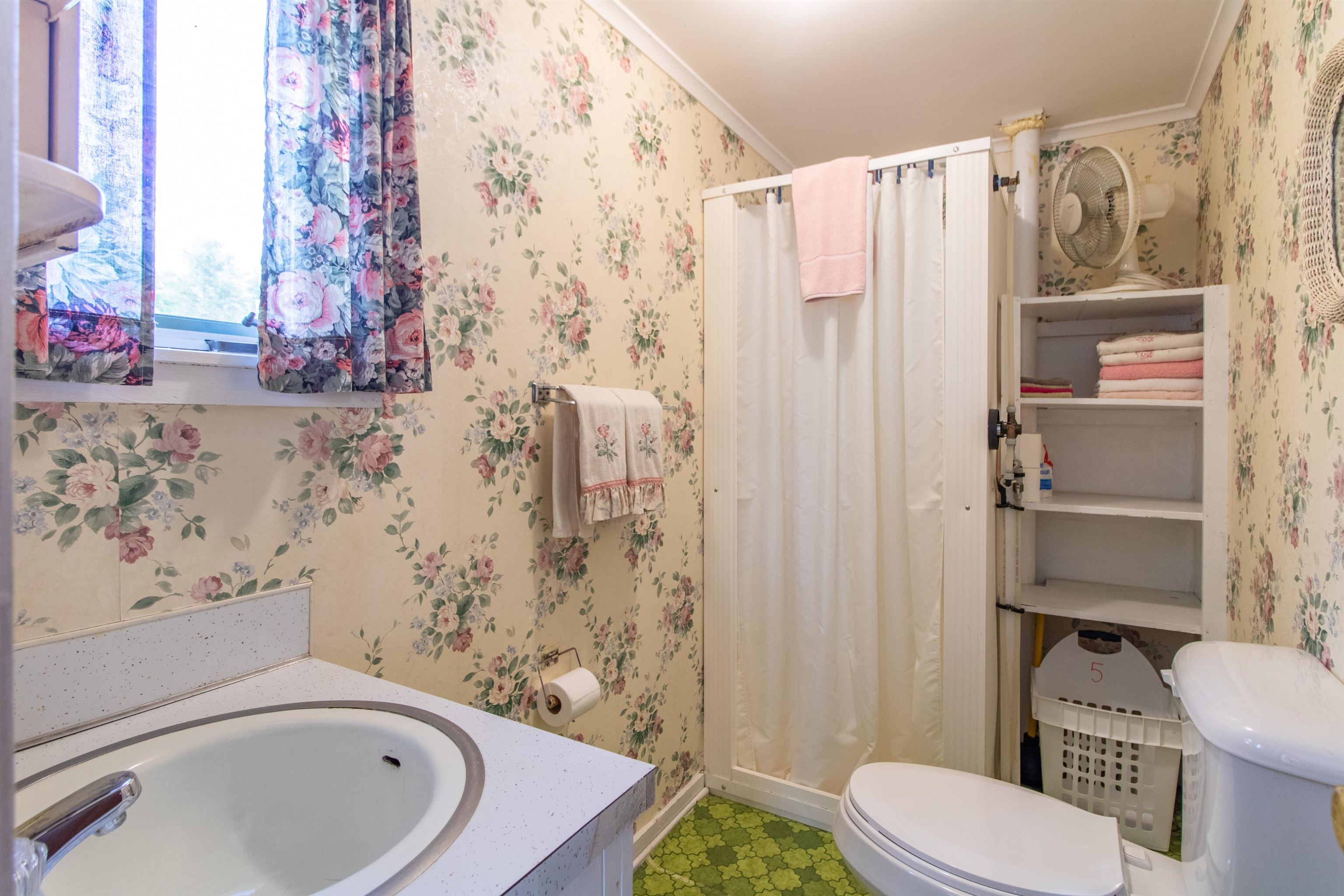 main property photo 30