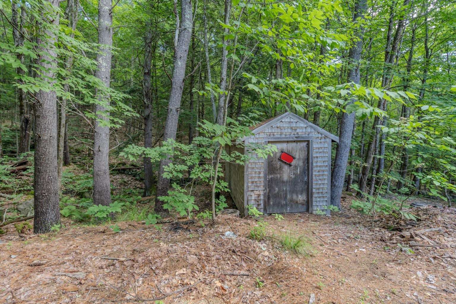 main property photo 44