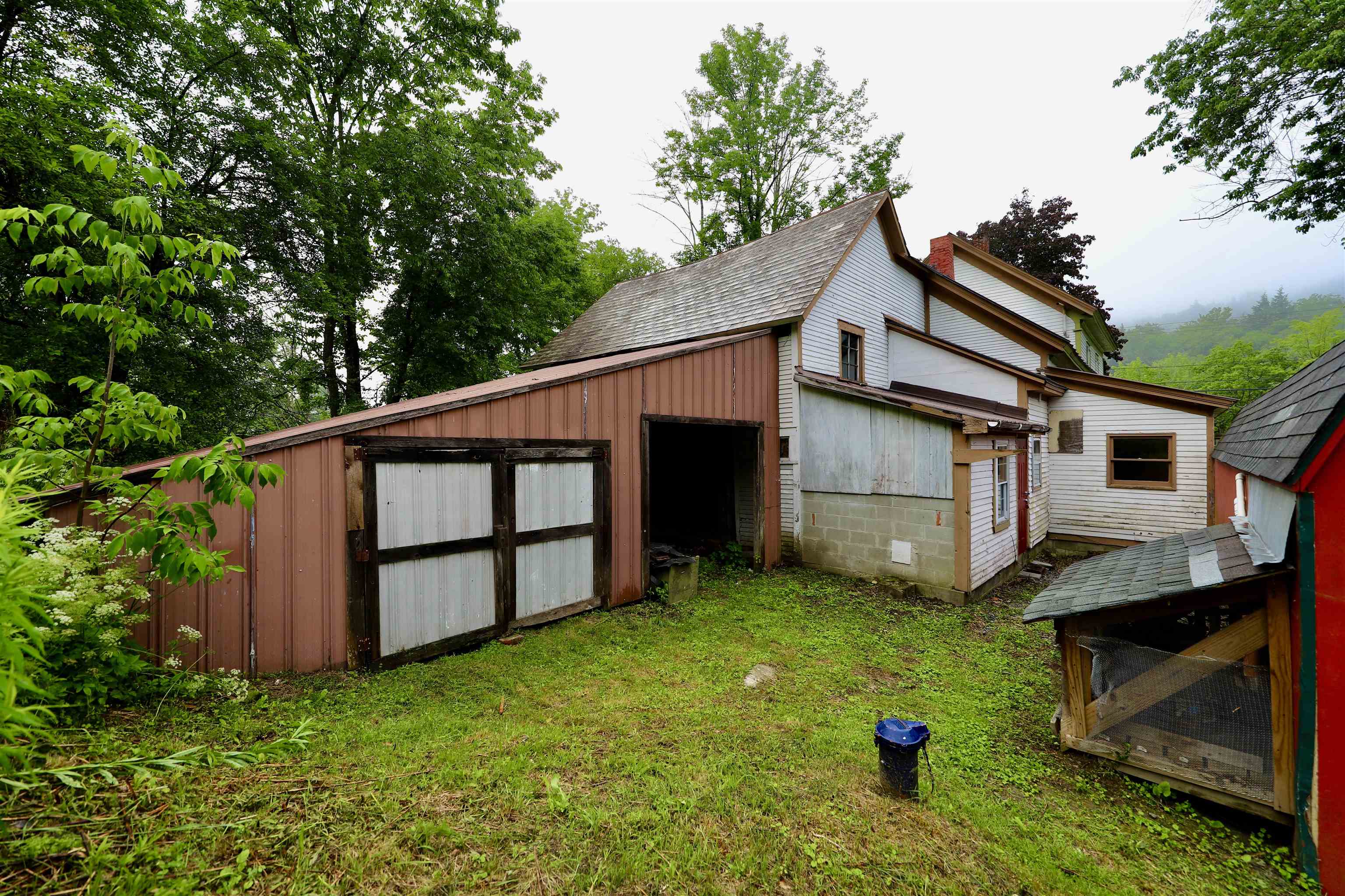 main property photo 35