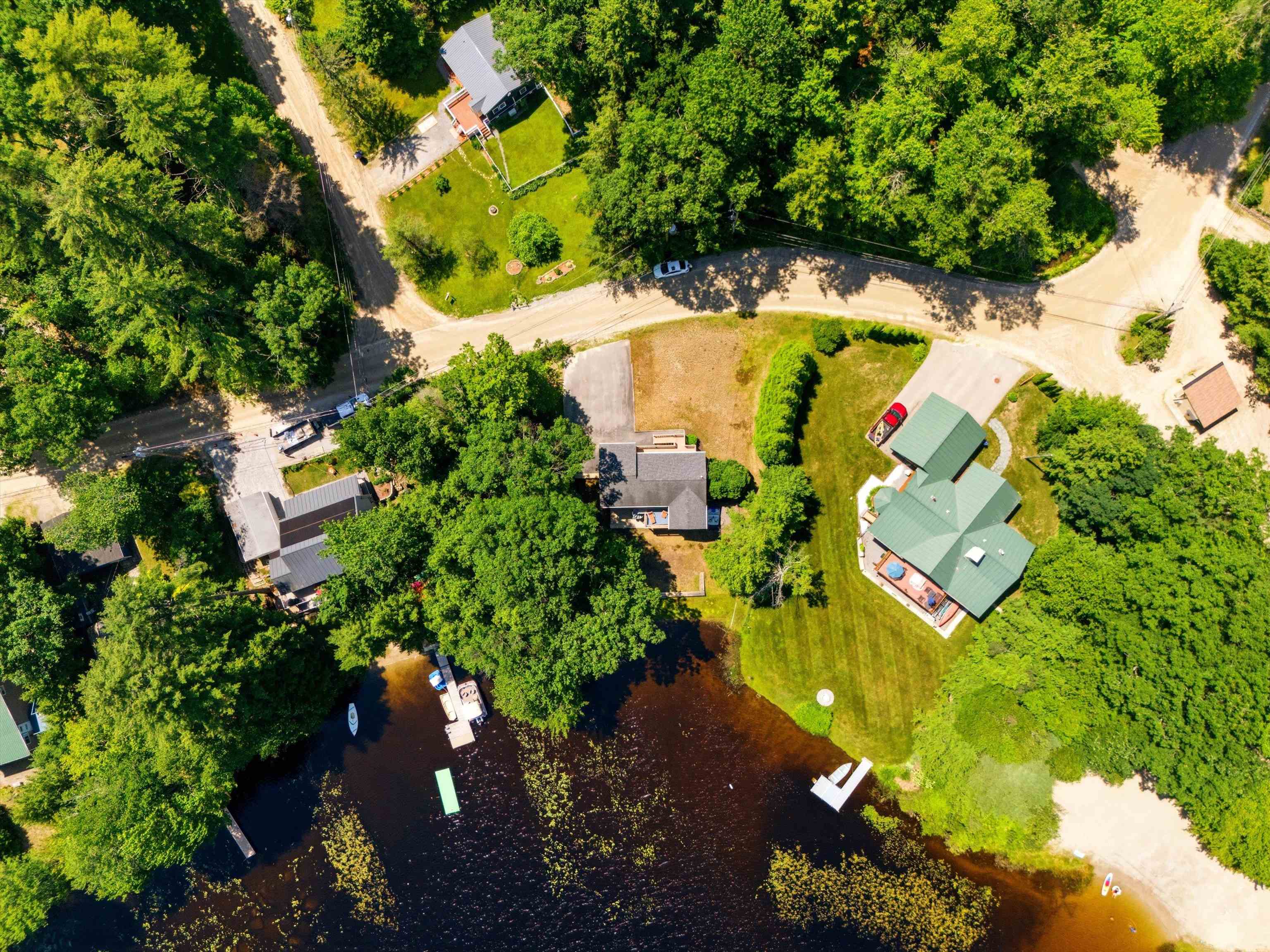 main property photo 40