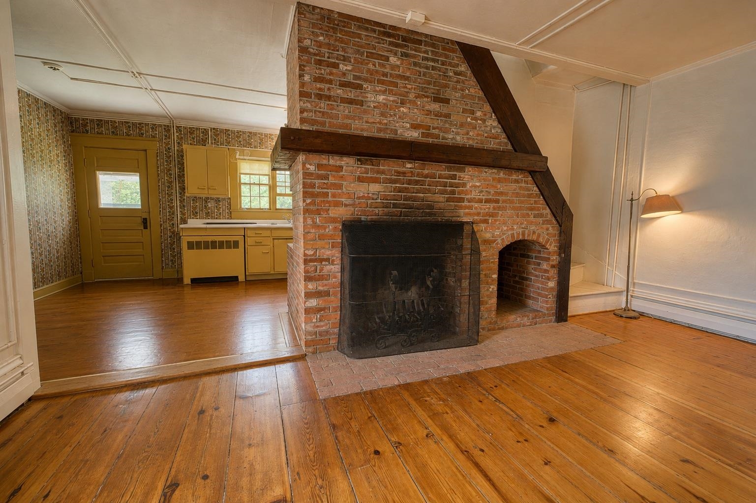 main property photo 23