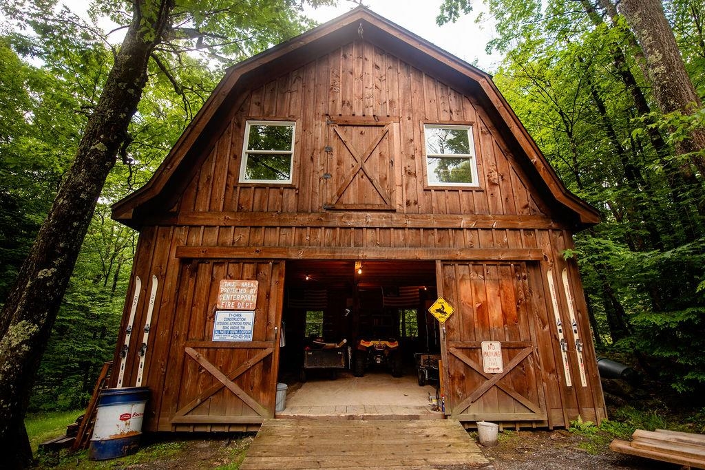 main property photo 44