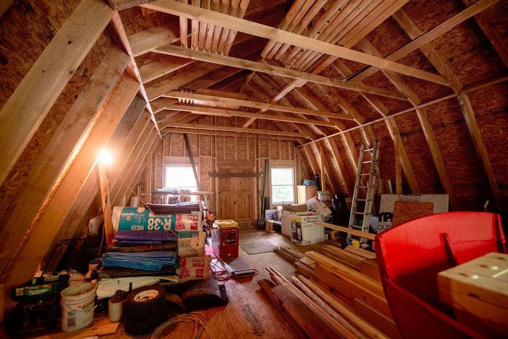 main property photo 47