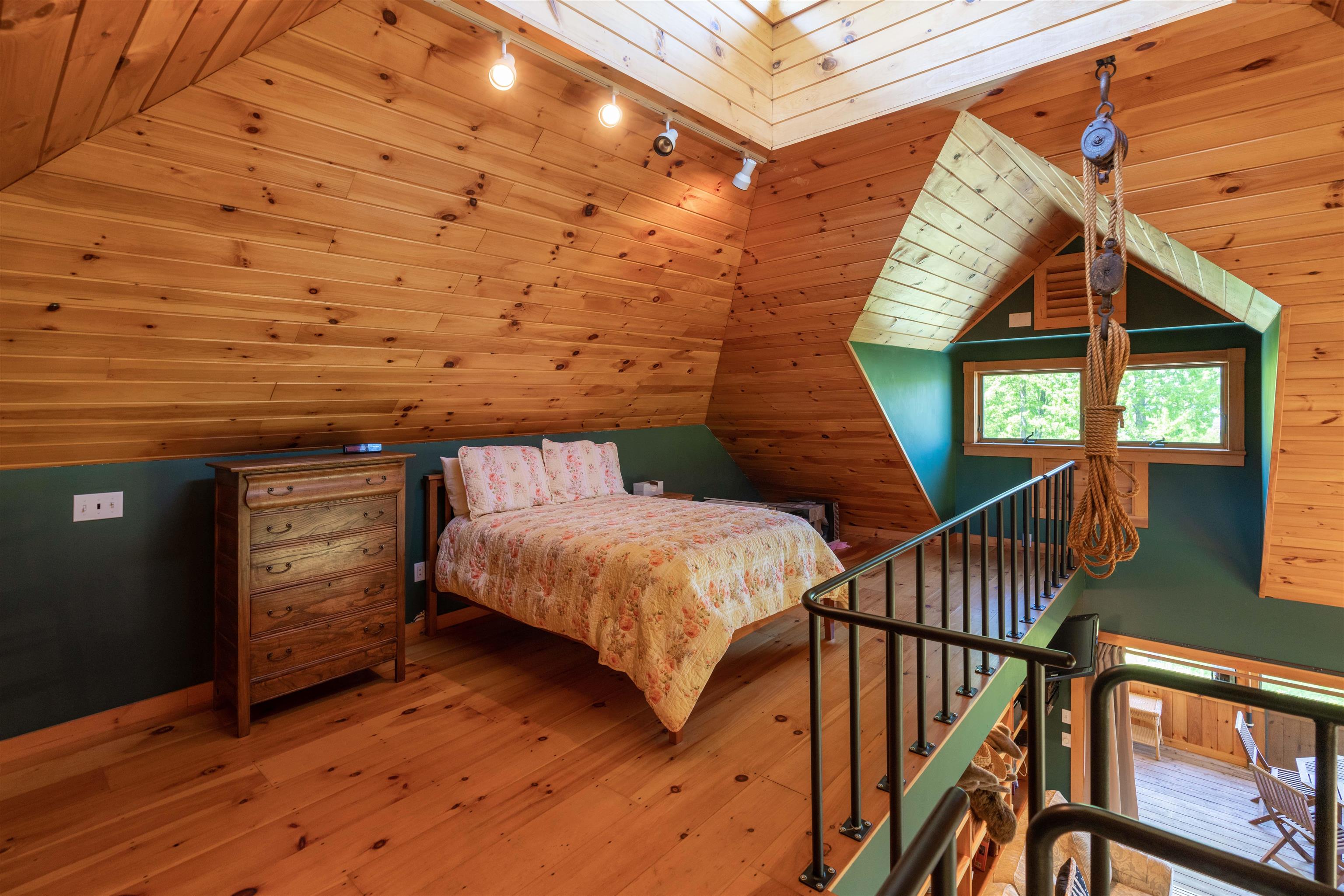 main property photo 14