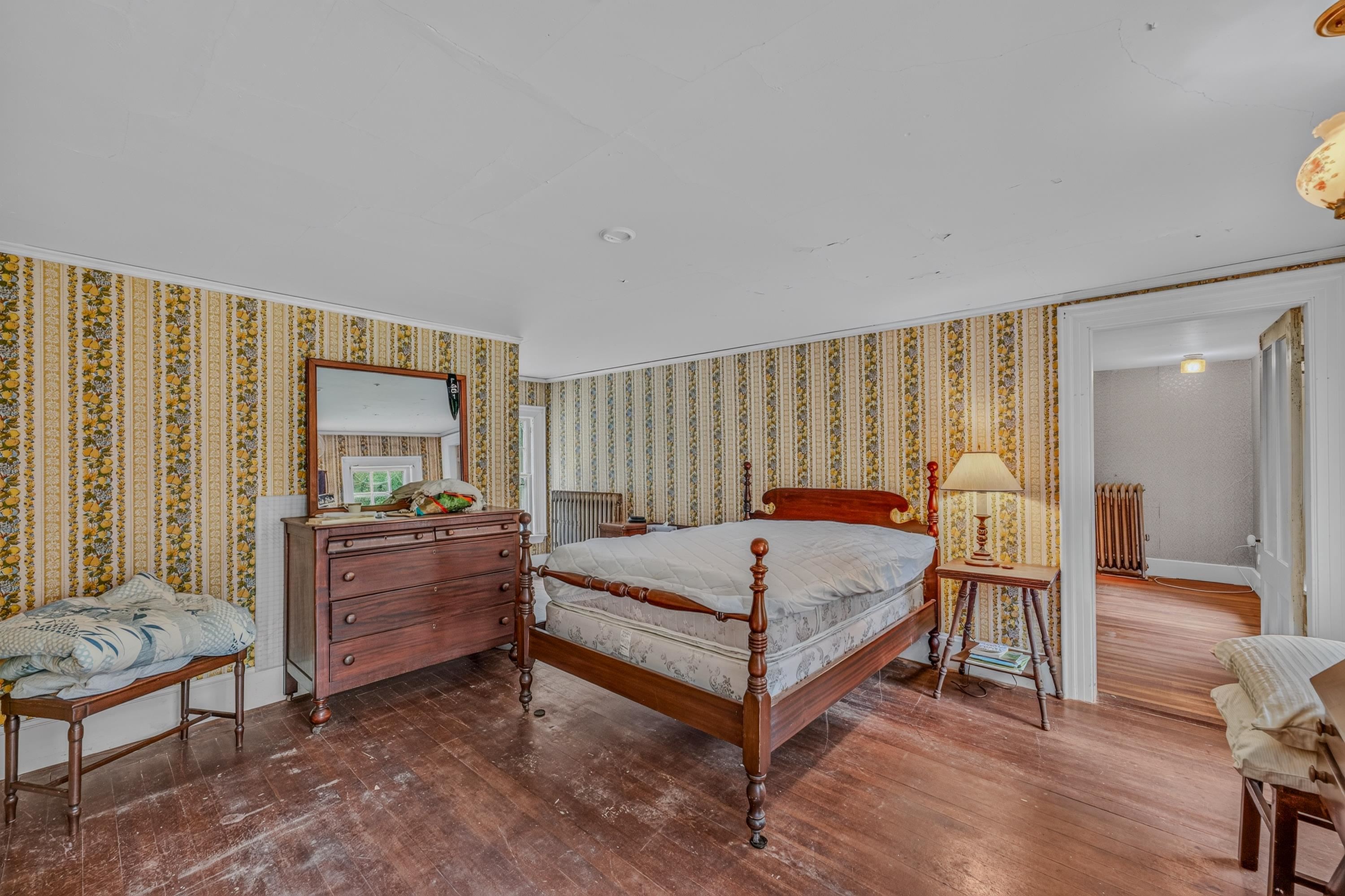 main property photo 34