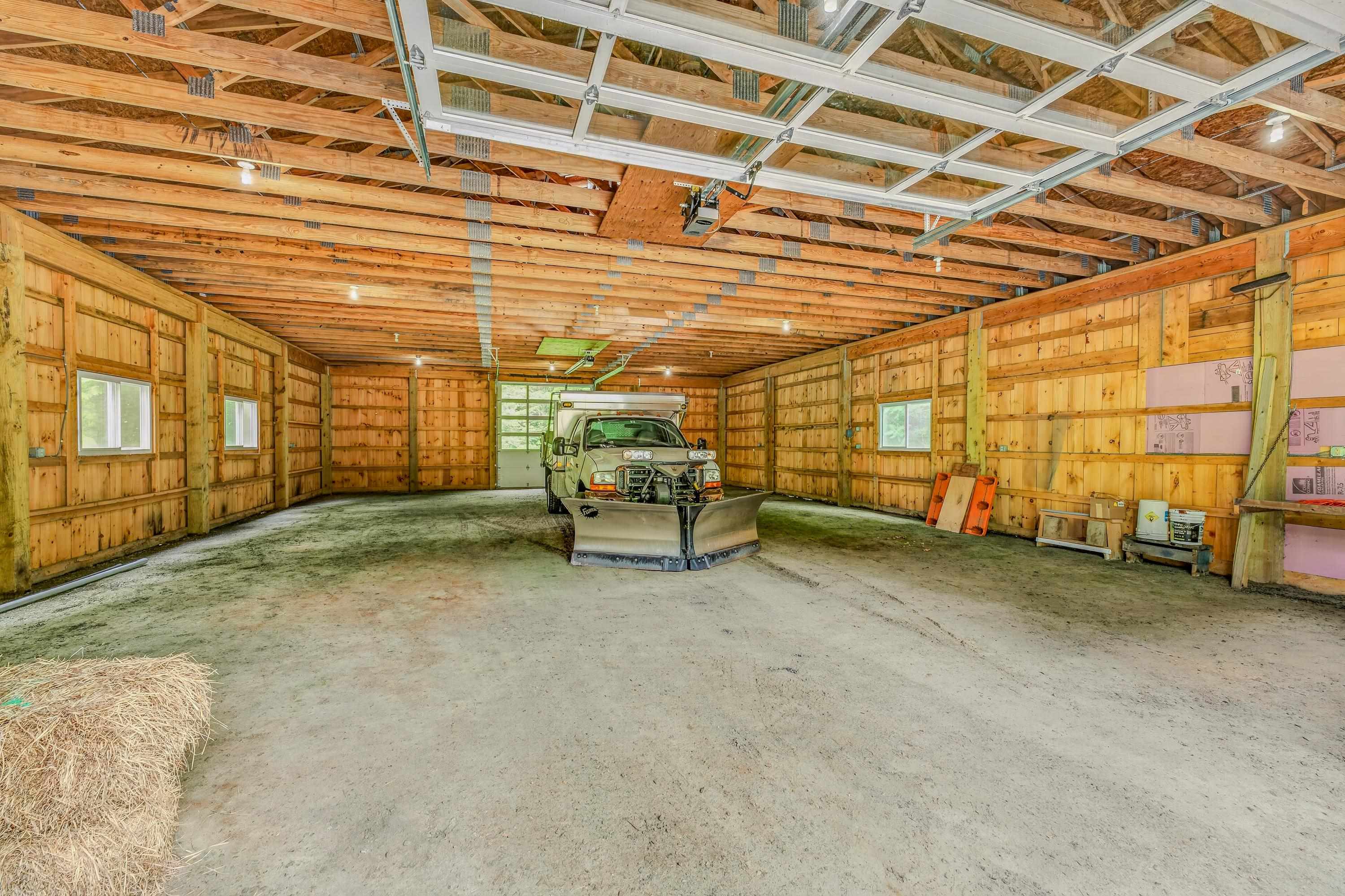main property photo 50