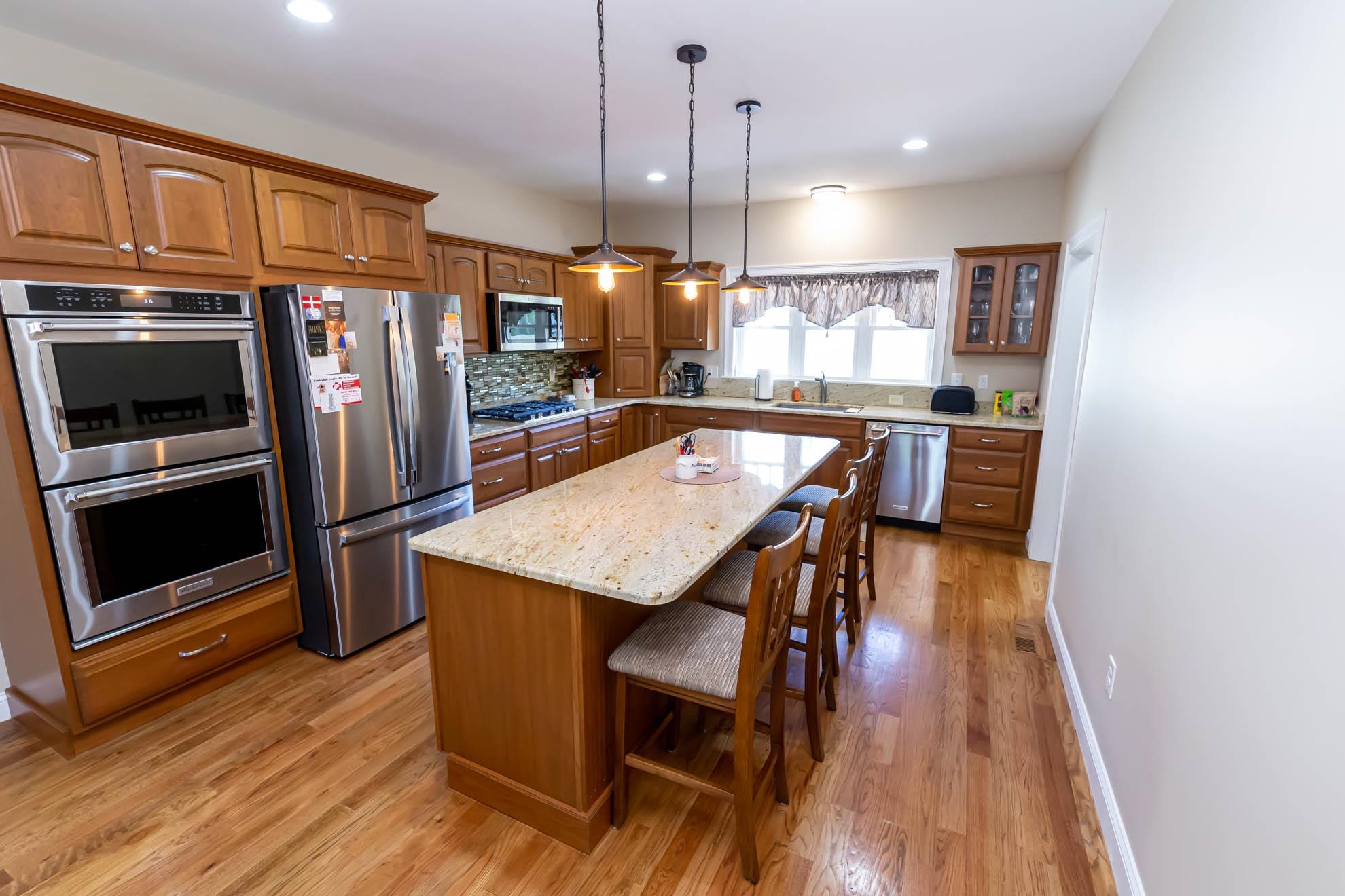 main property photo 4
