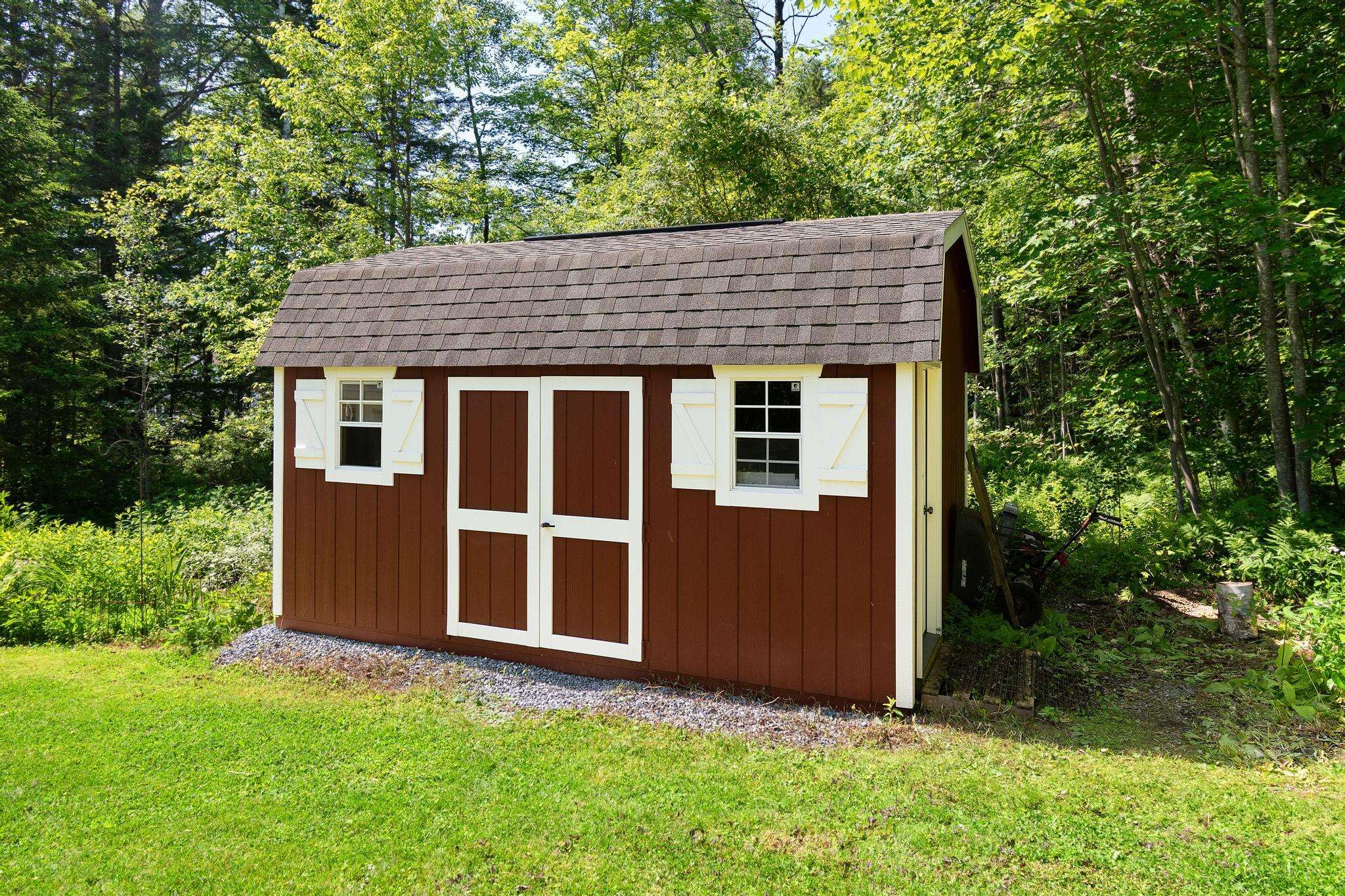 main property photo 42