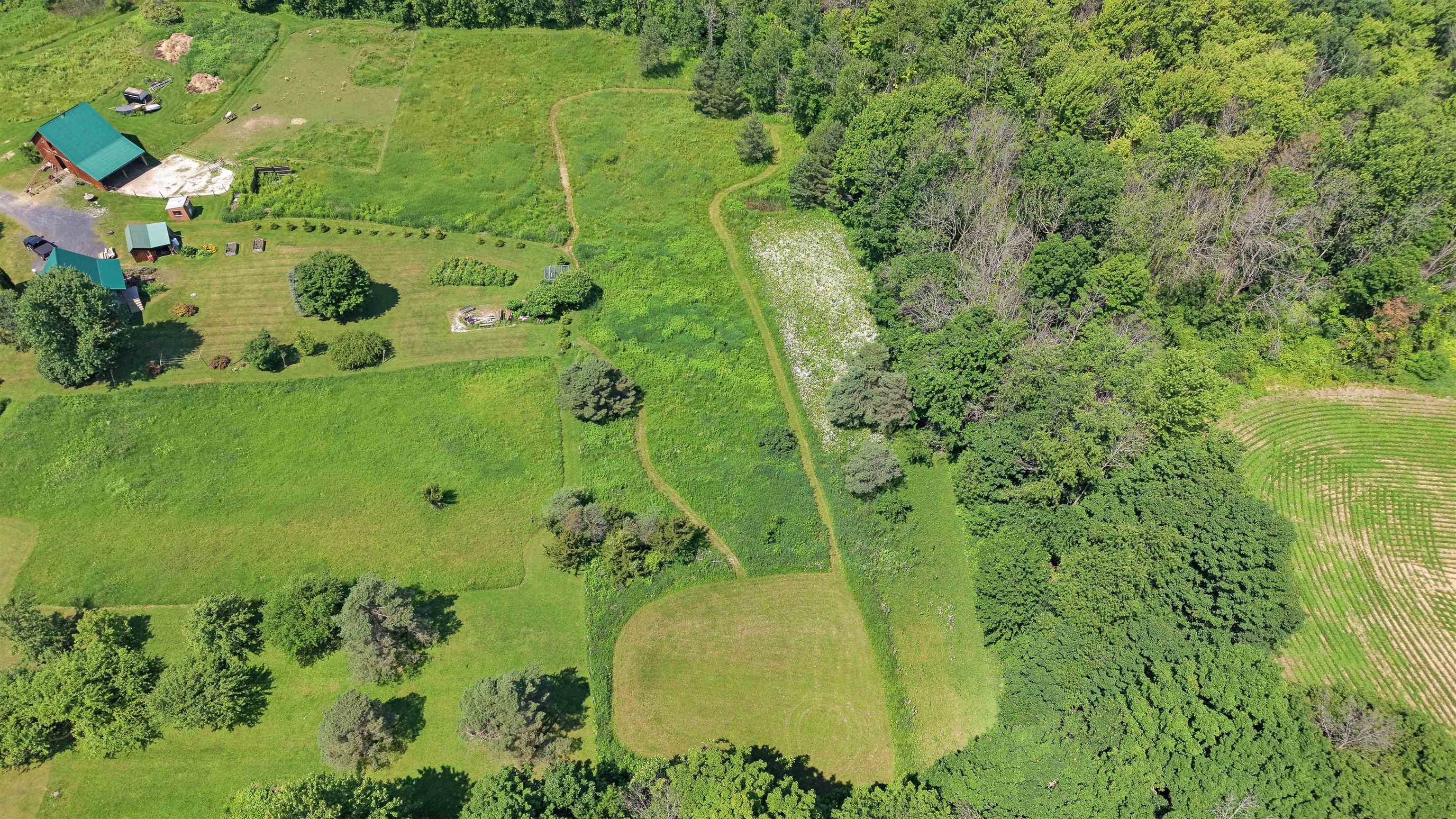 main property photo 50