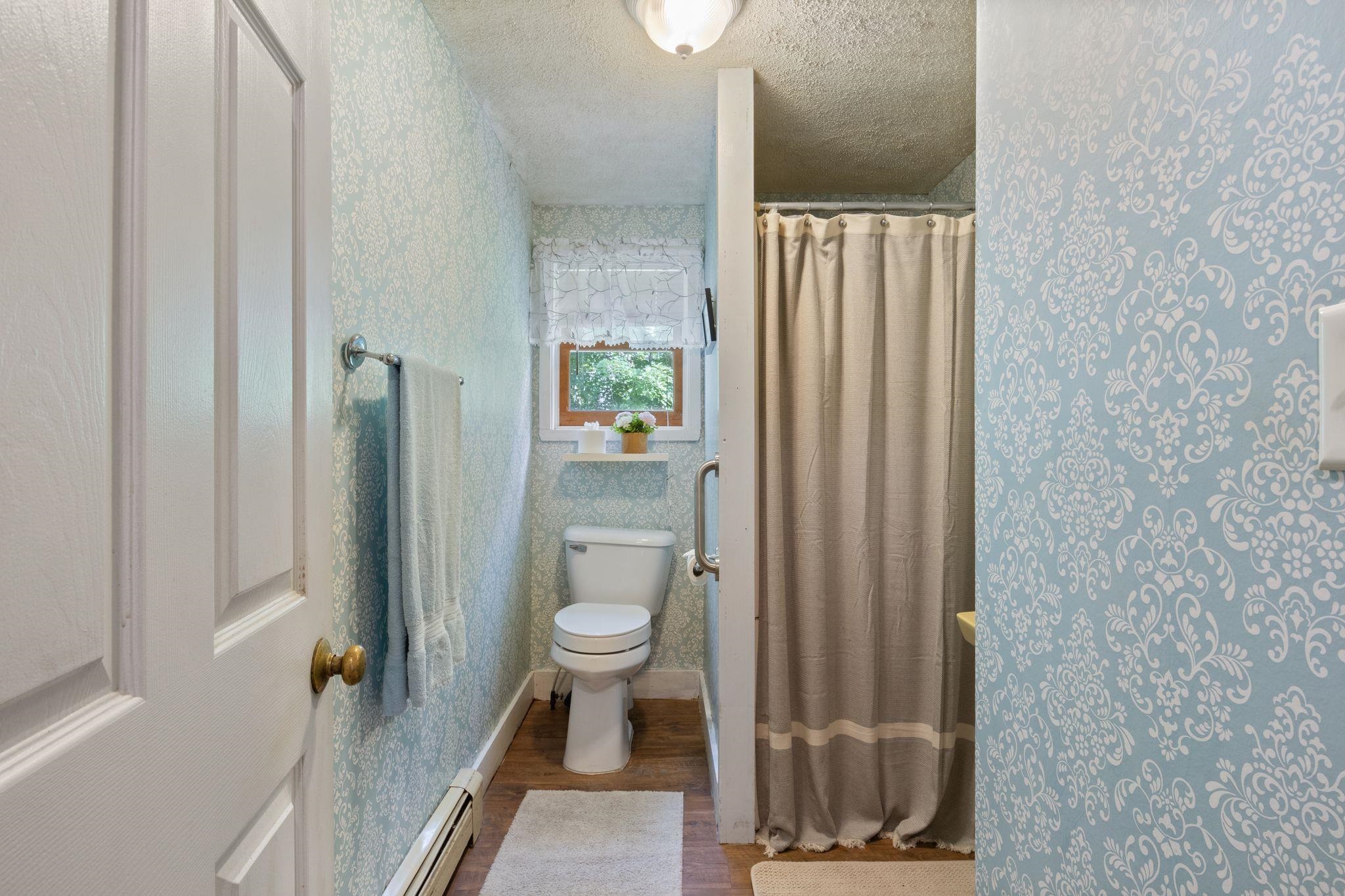 main property photo 36
