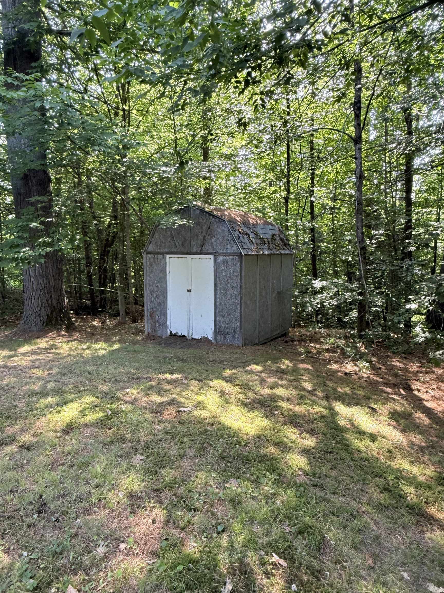 main property photo 40