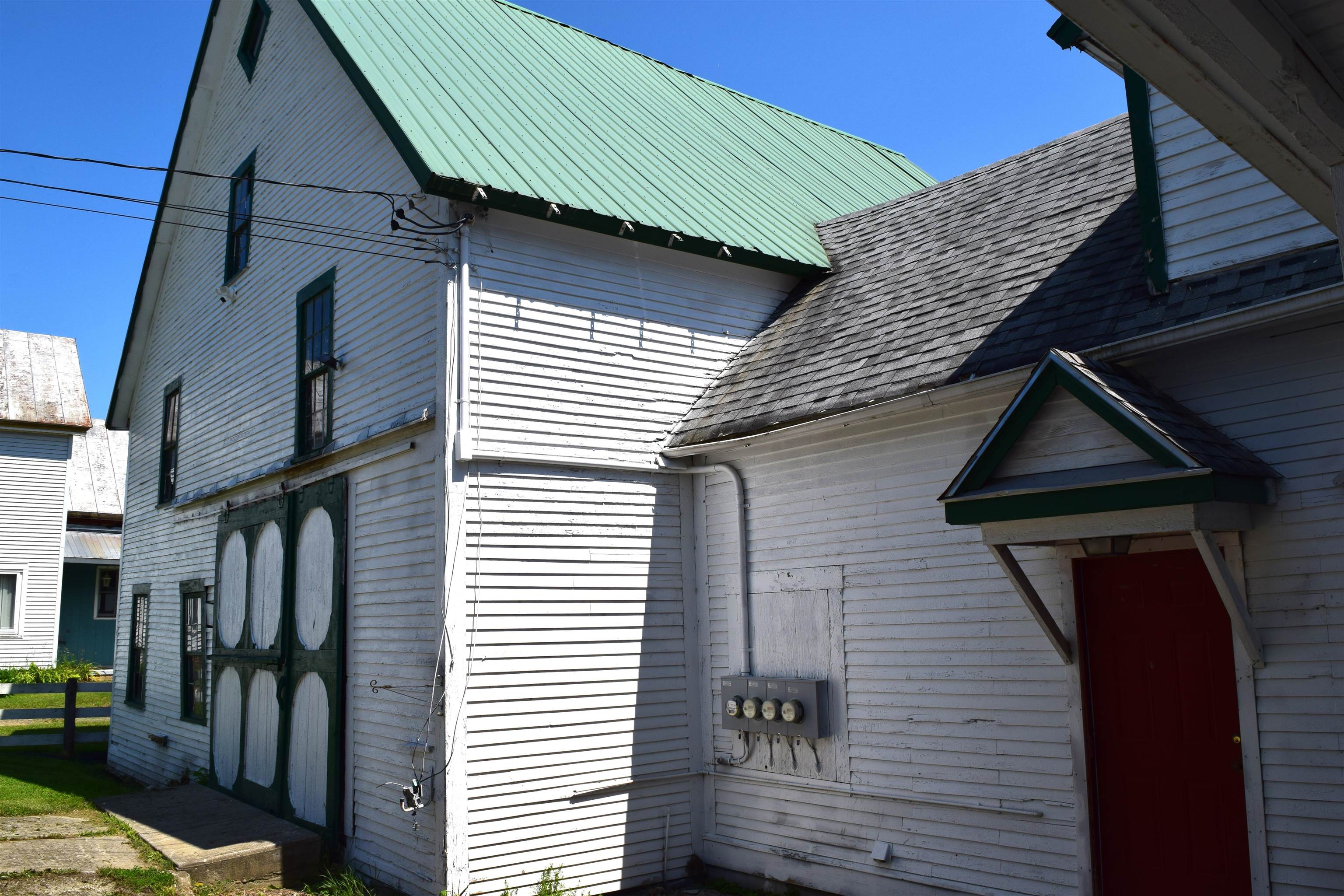 main property photo 15
