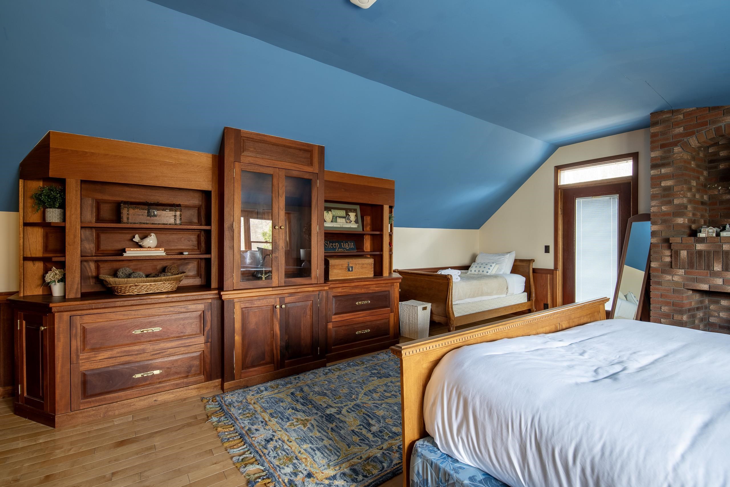 main property photo 54