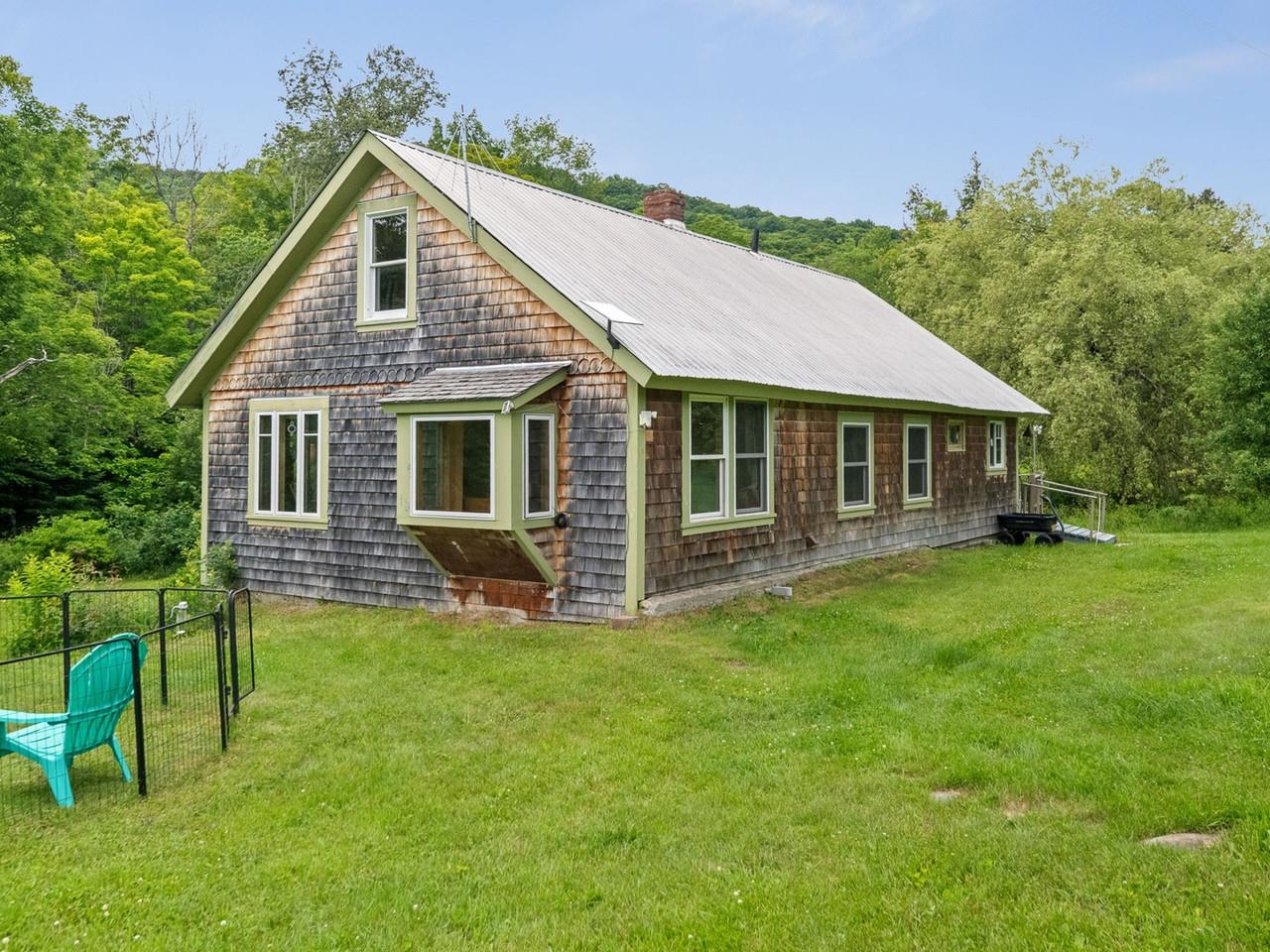 main property photo 33
