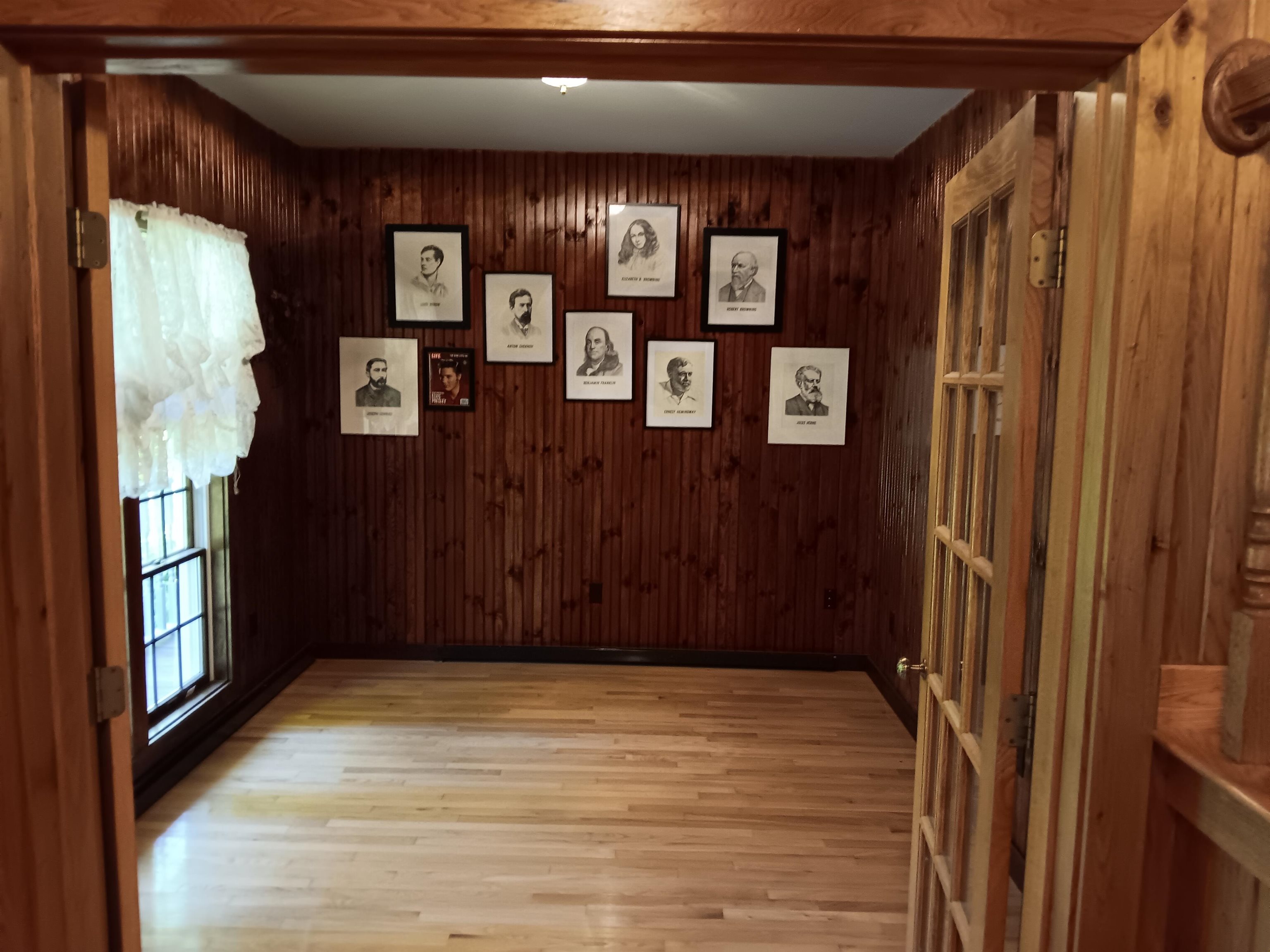 main property photo 13
