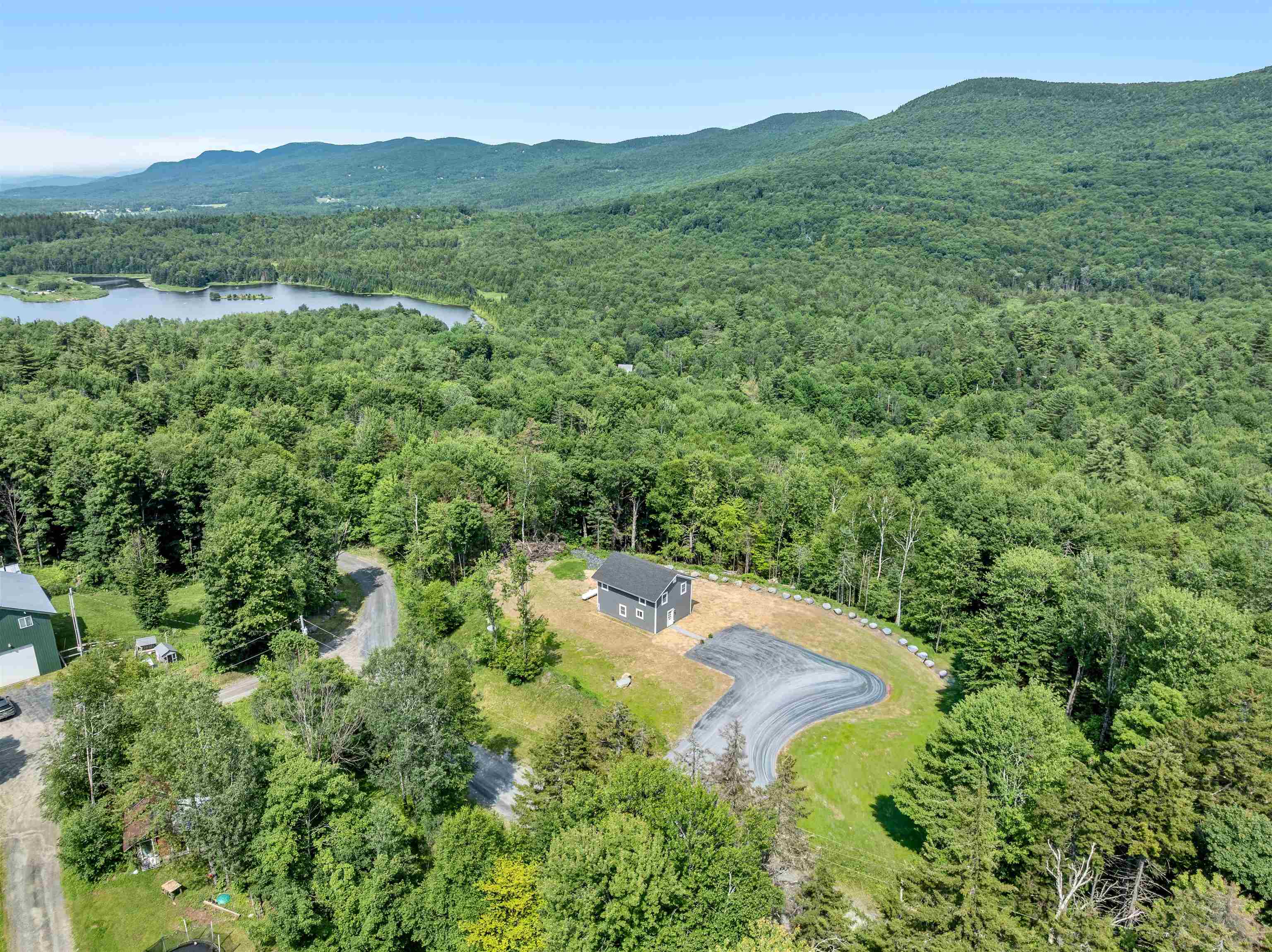 main property photo 50