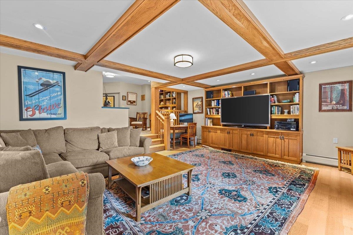 main property photo 50