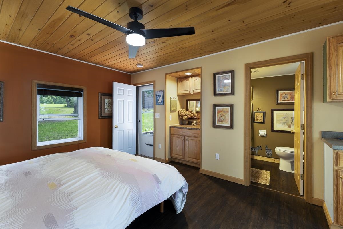 main property photo 54