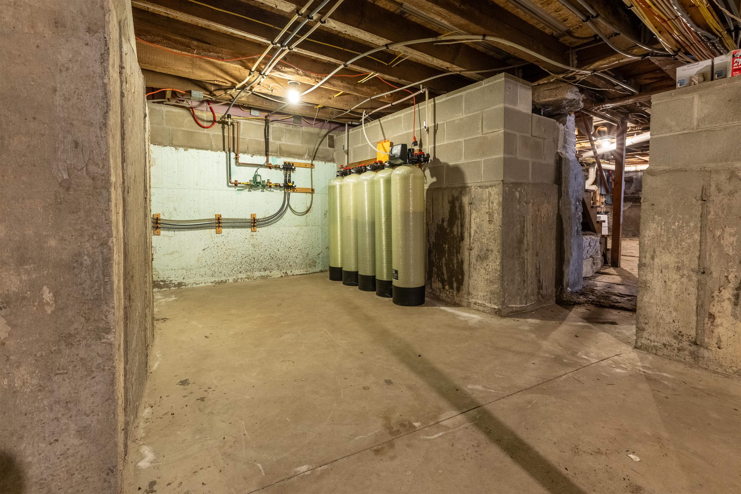 main property photo 31