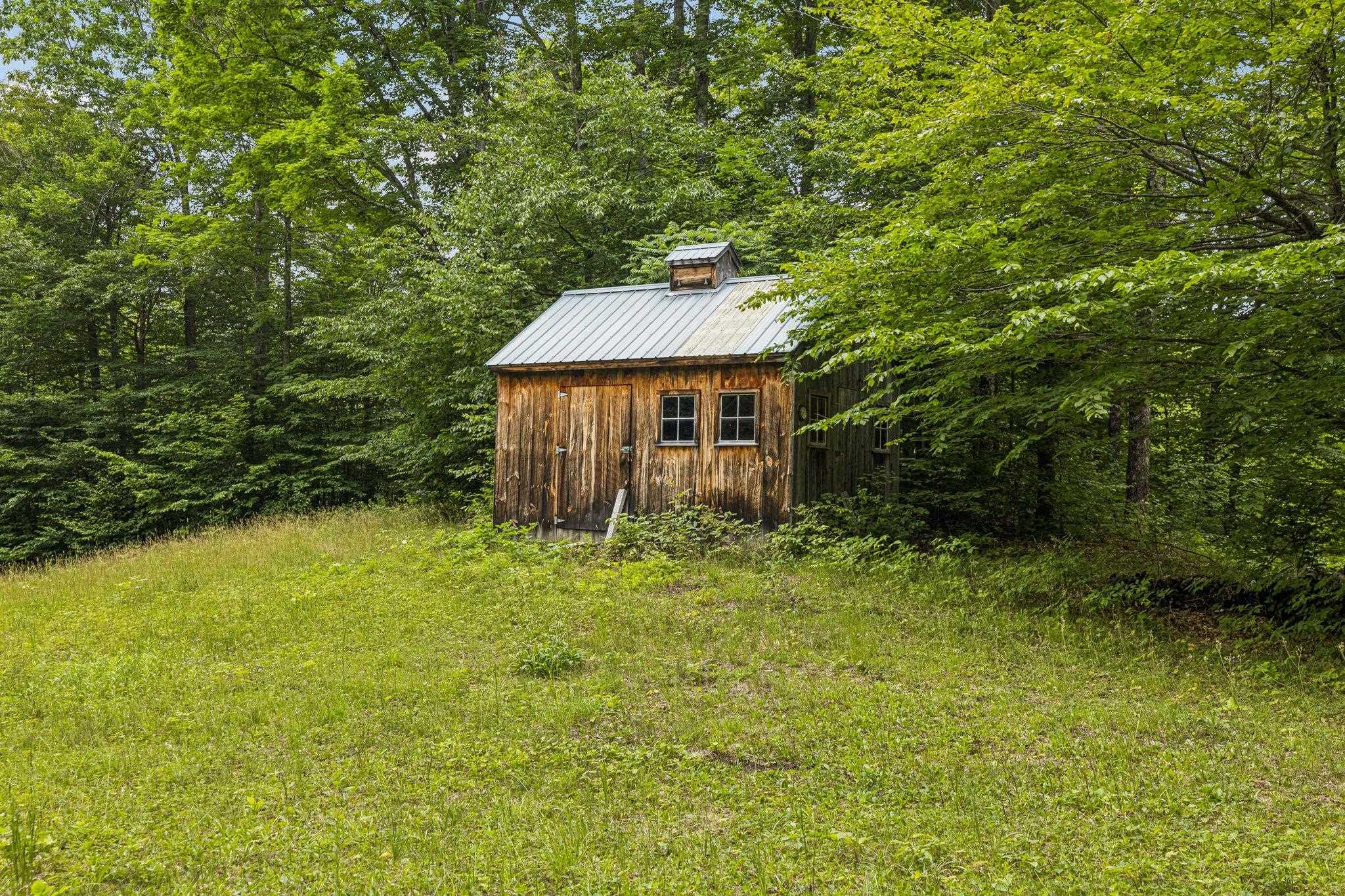 main property photo 27