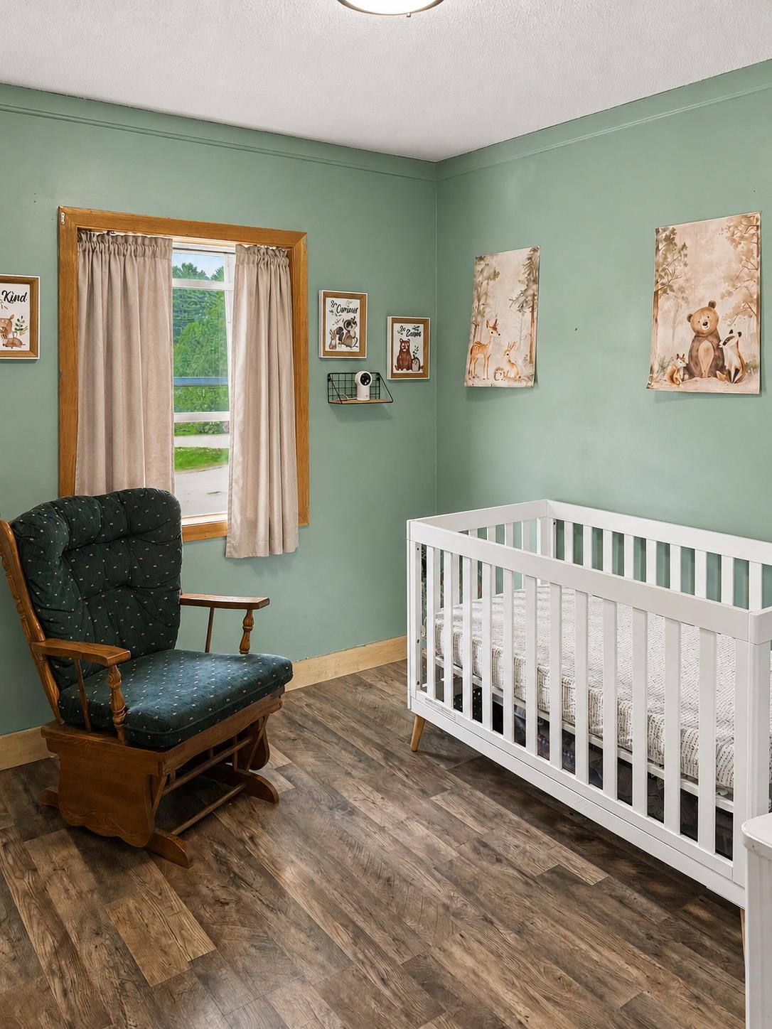 main property photo 11