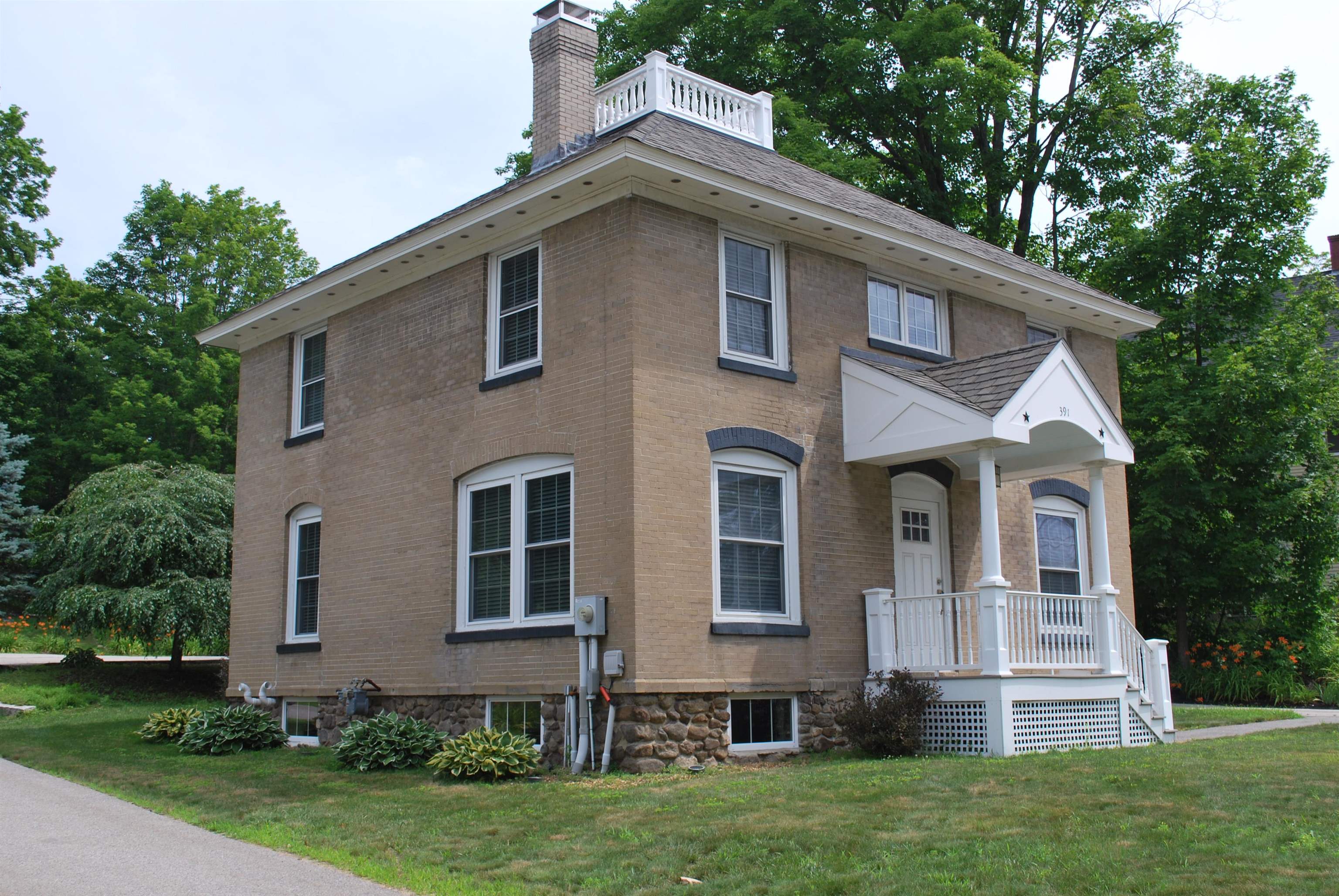 main property photo 39