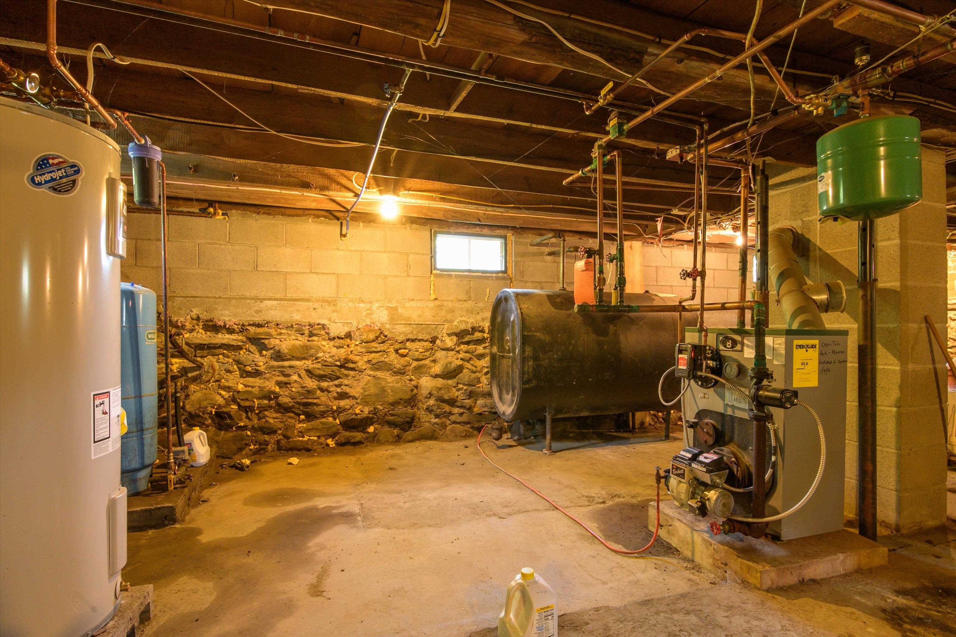 main property photo 50