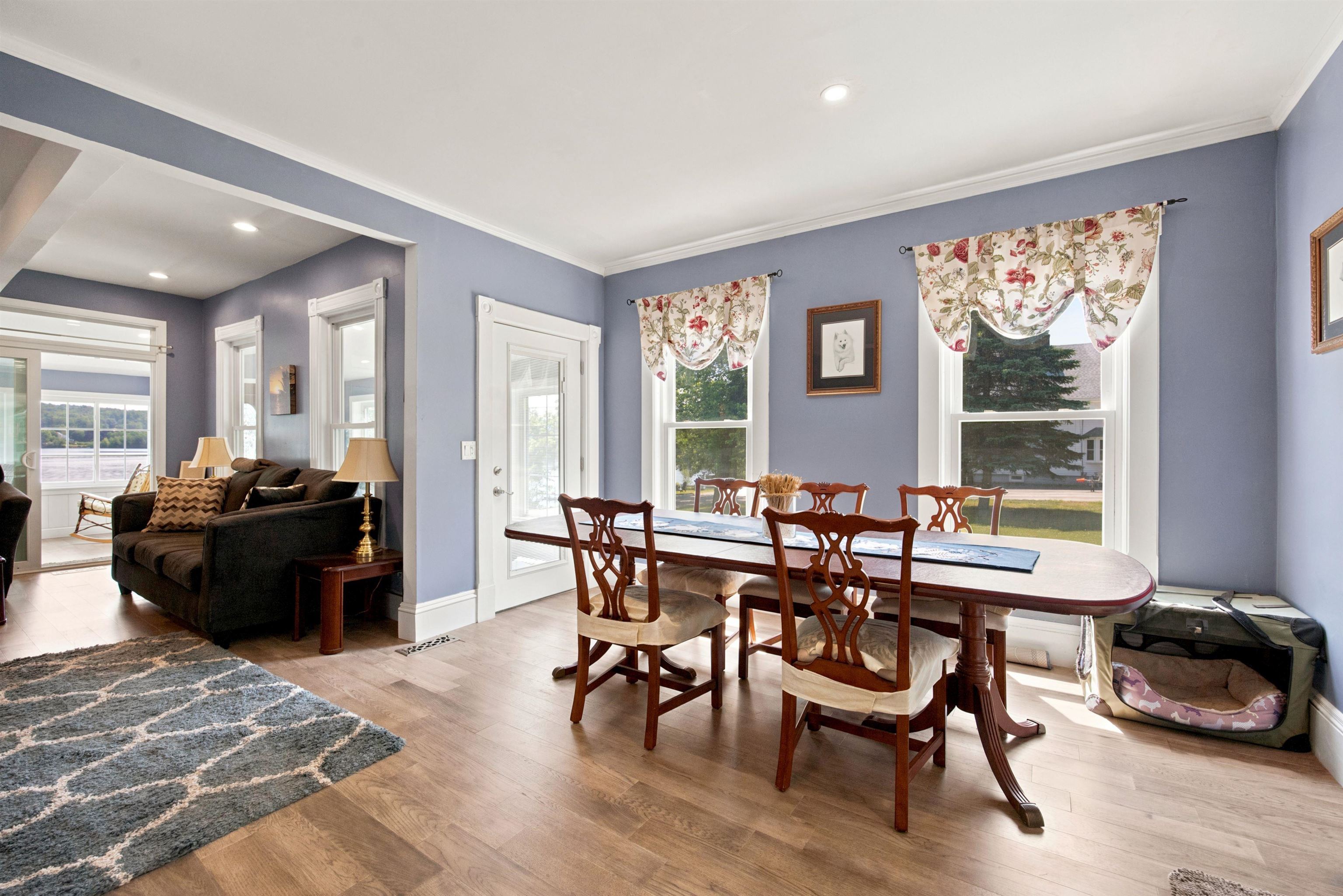 main property photo 17