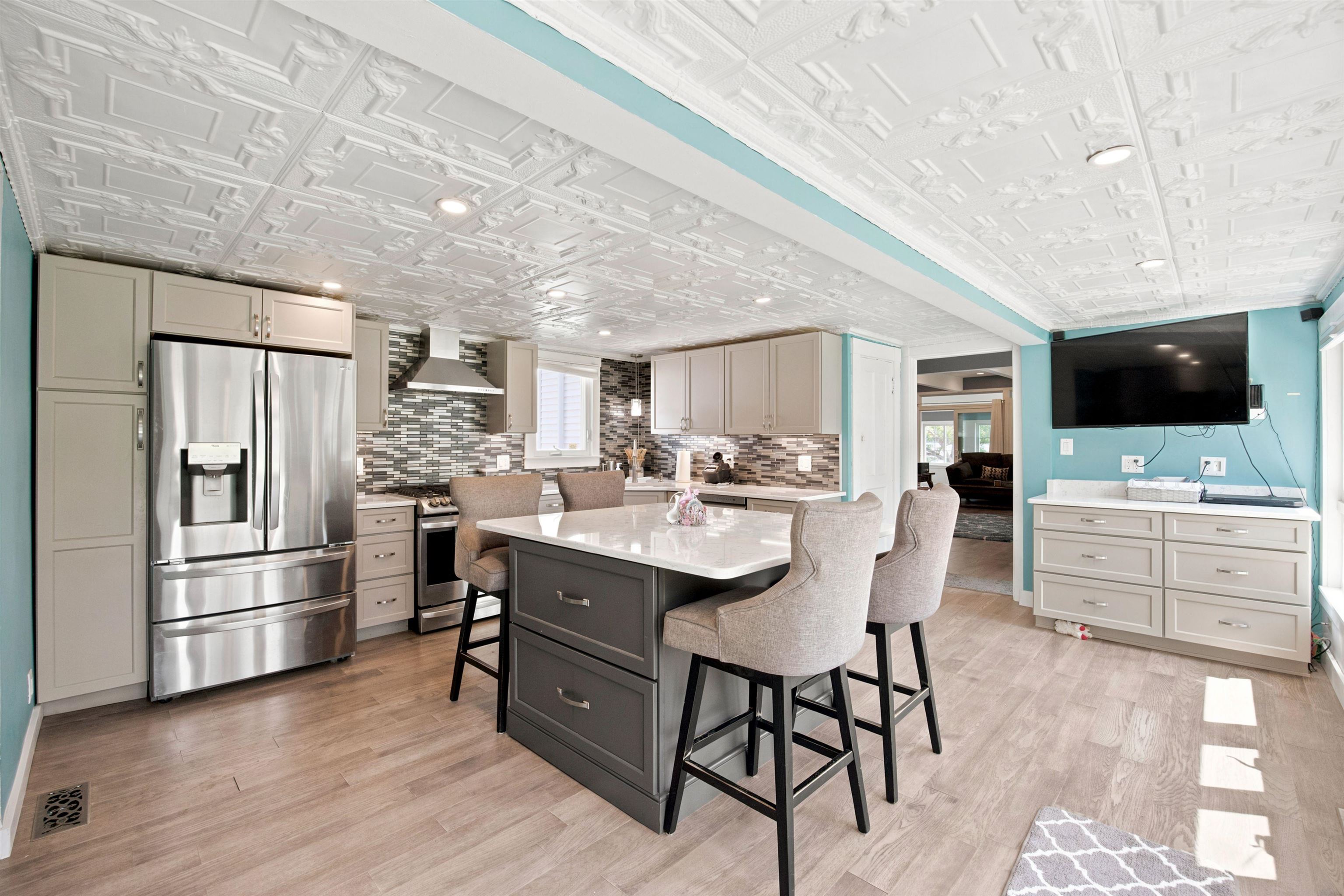 main property photo 20