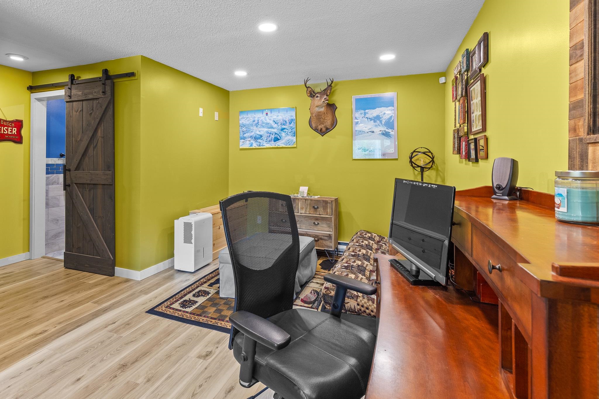 main property photo 39