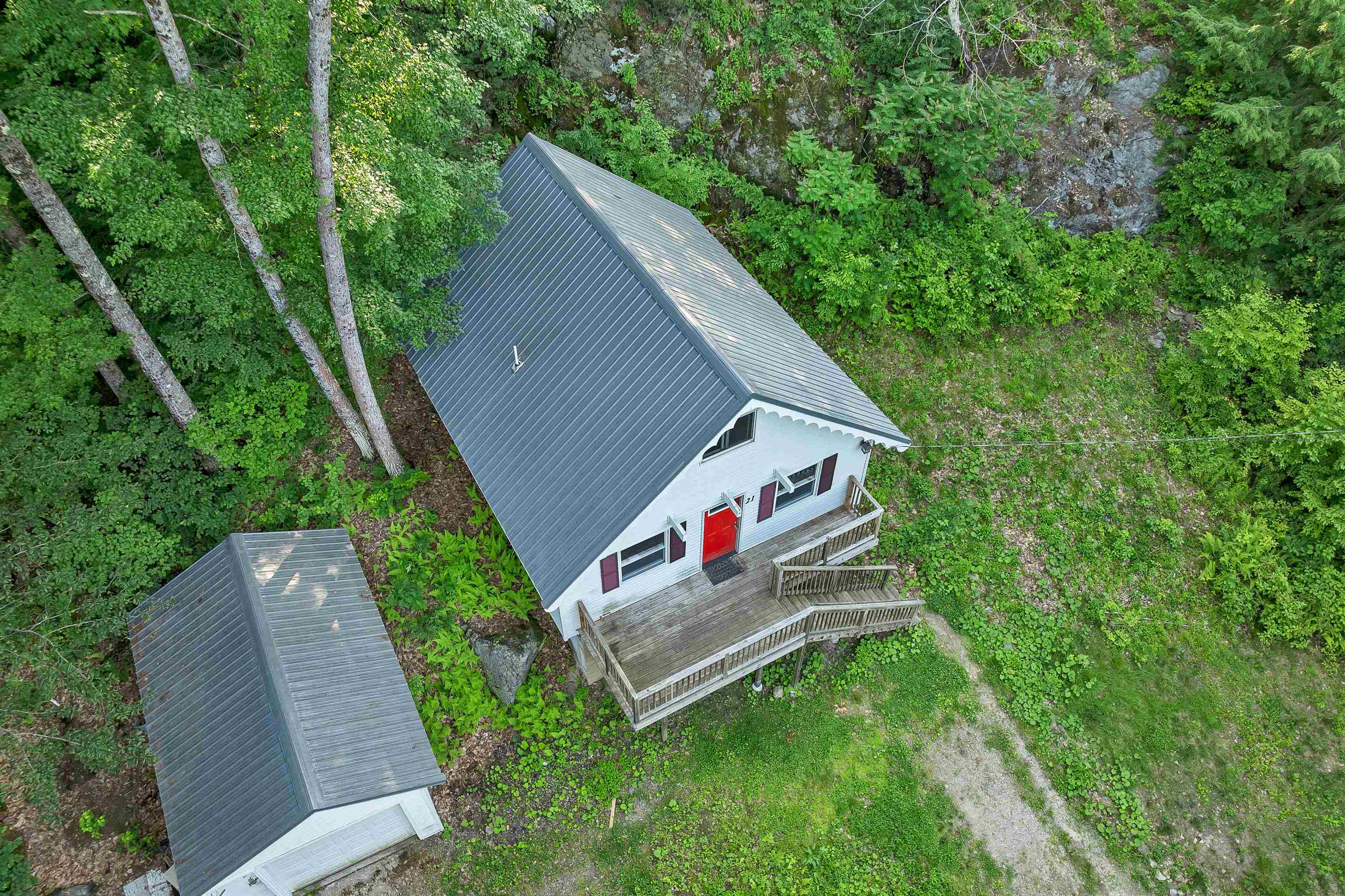 main property photo 13