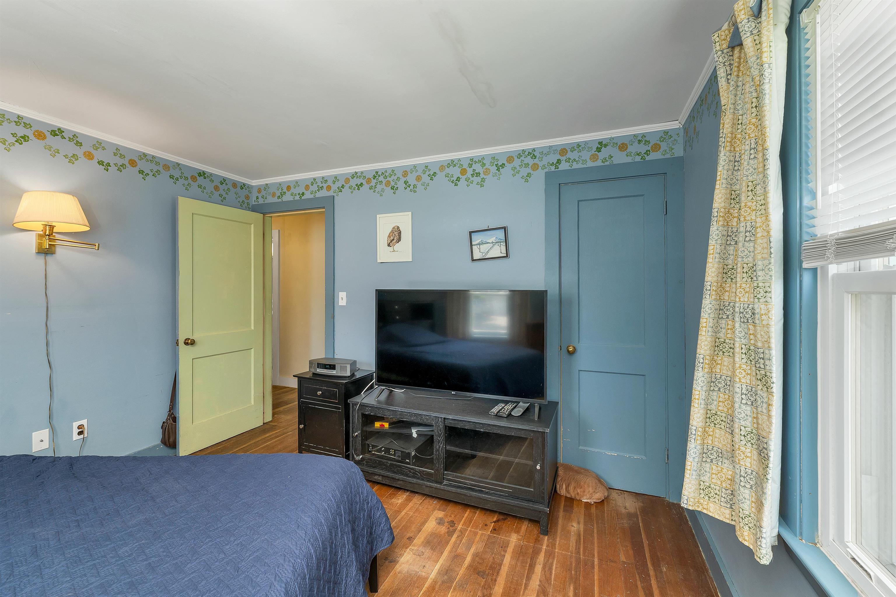 main property photo 39