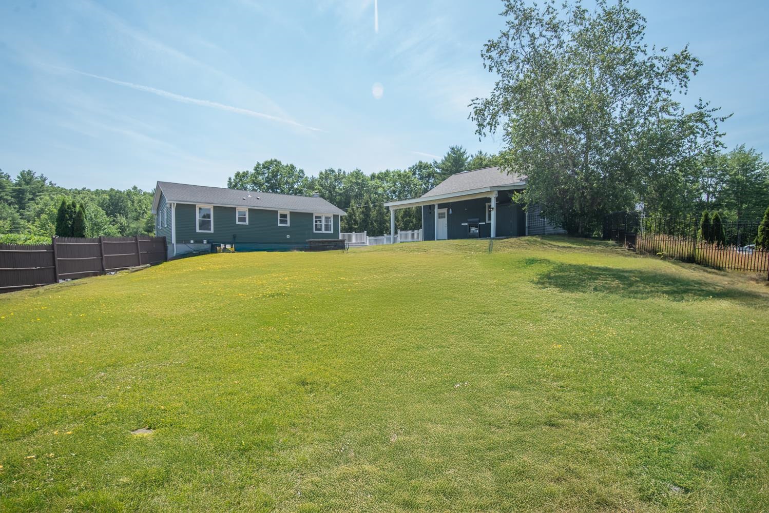 main property photo 44