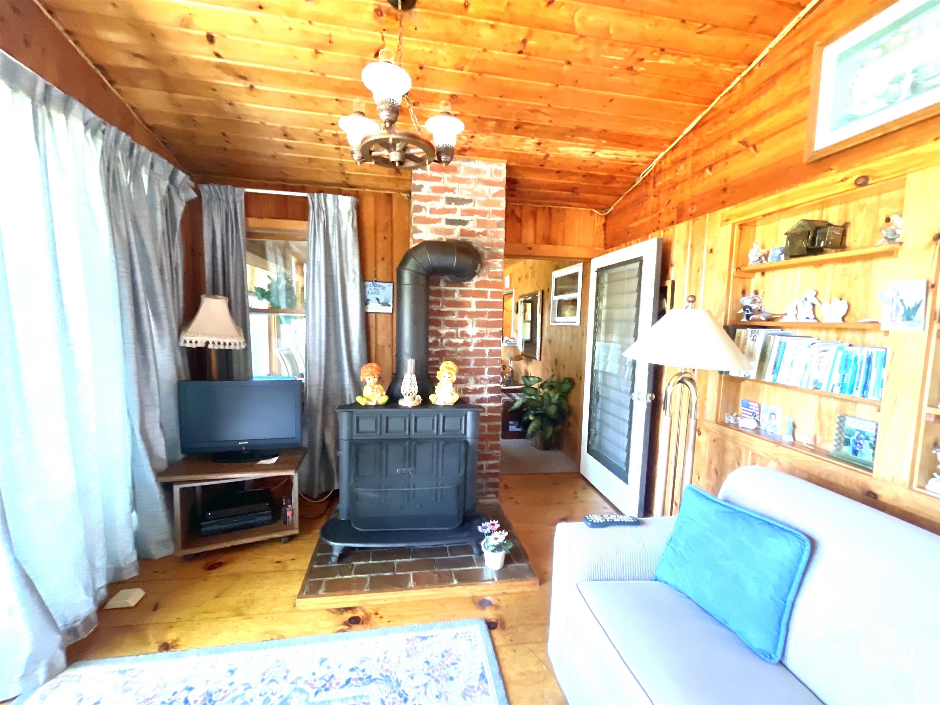 main property photo 19