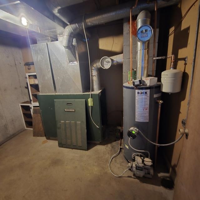 main property photo 11