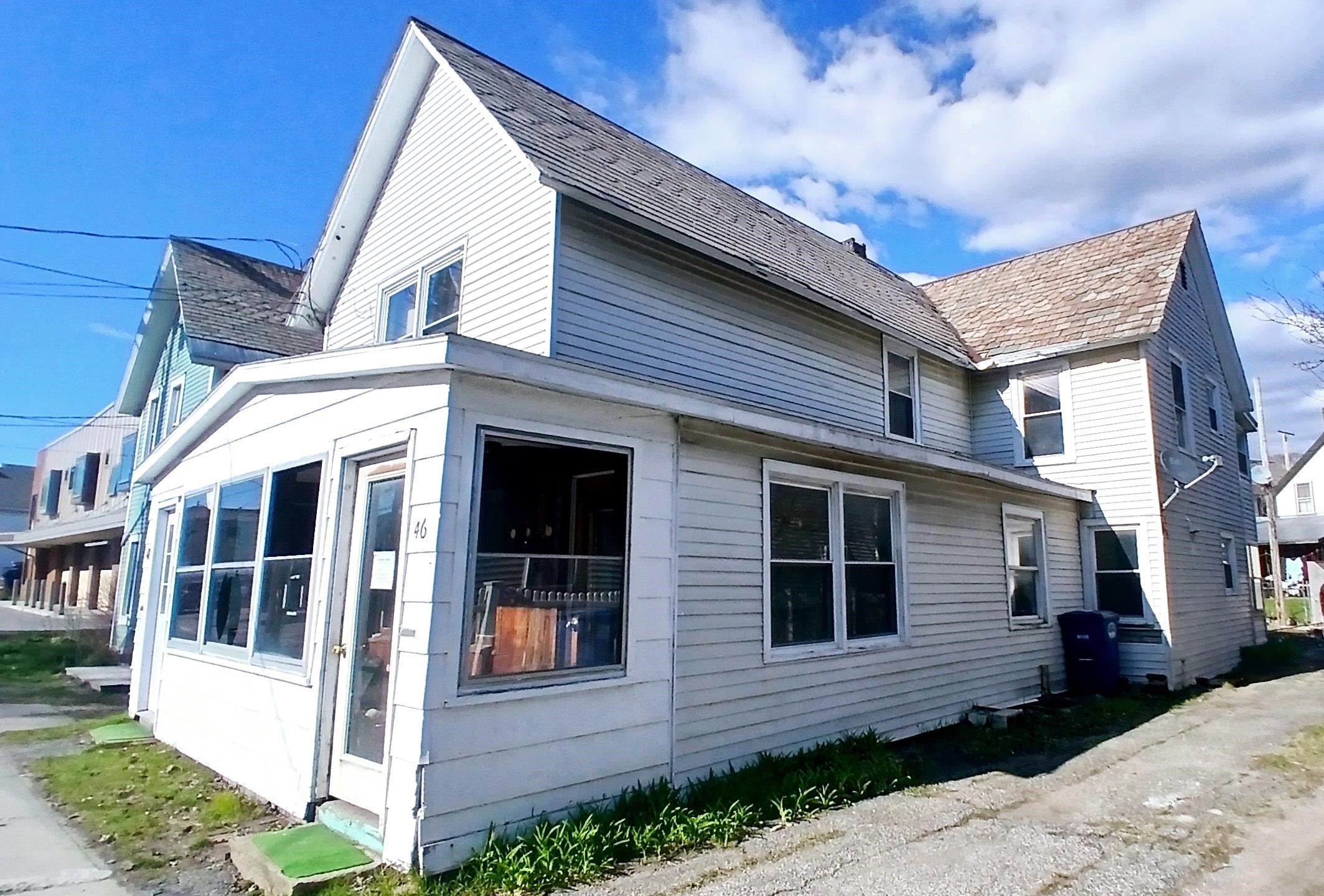 main property photo 9