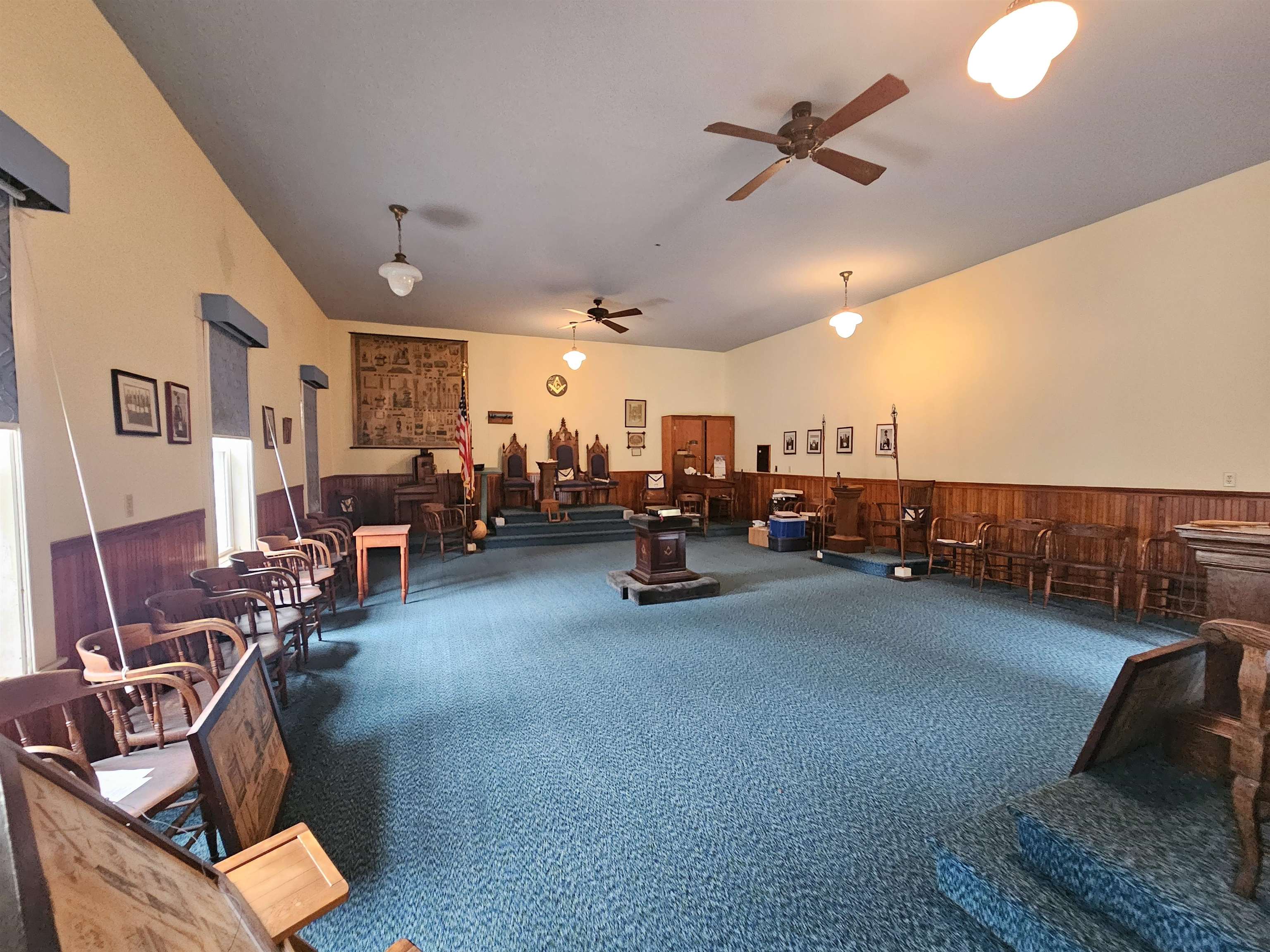 main property photo 18