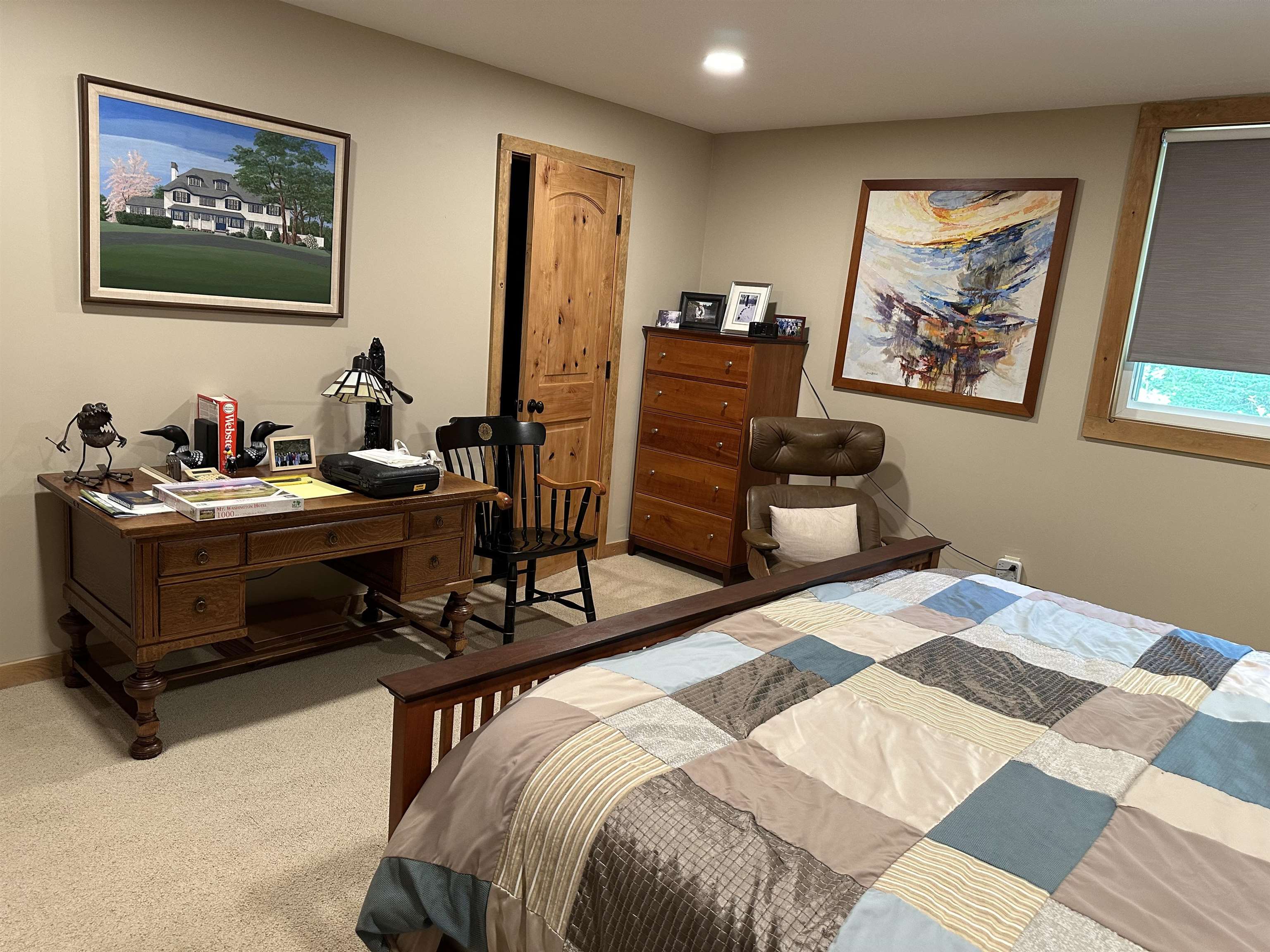 main property photo 23