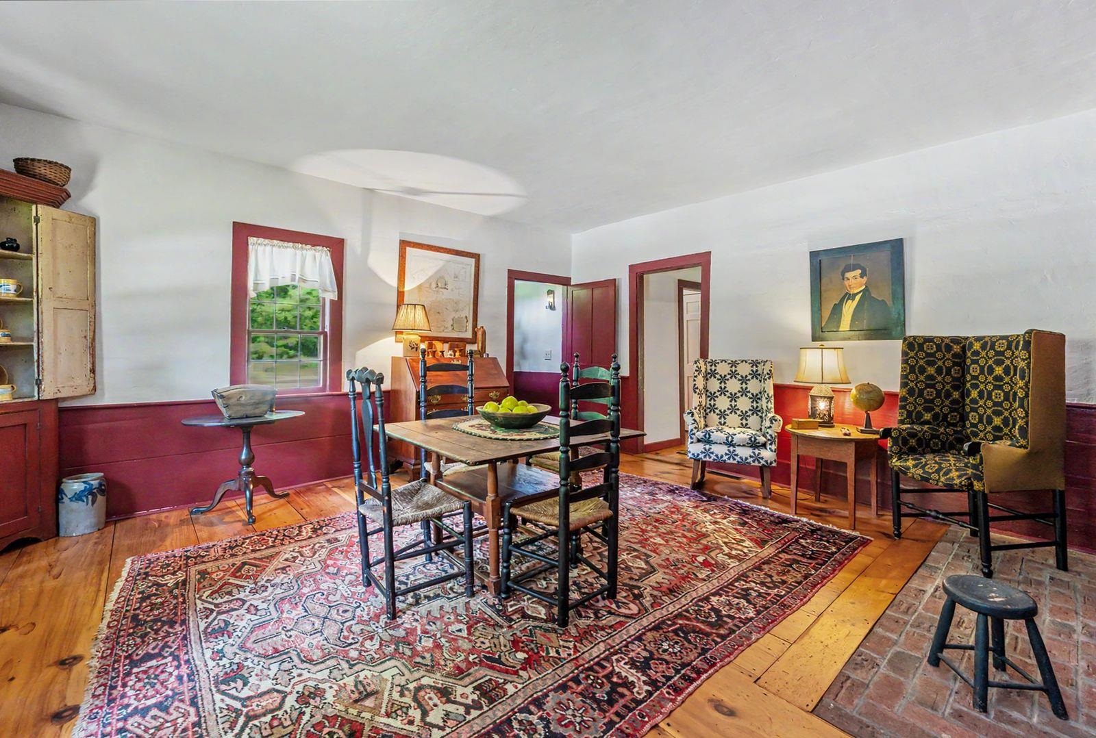 main property photo 17