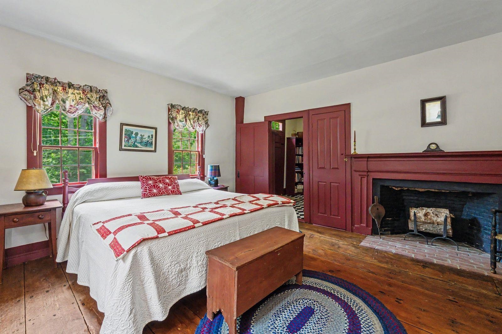 main property photo 23
