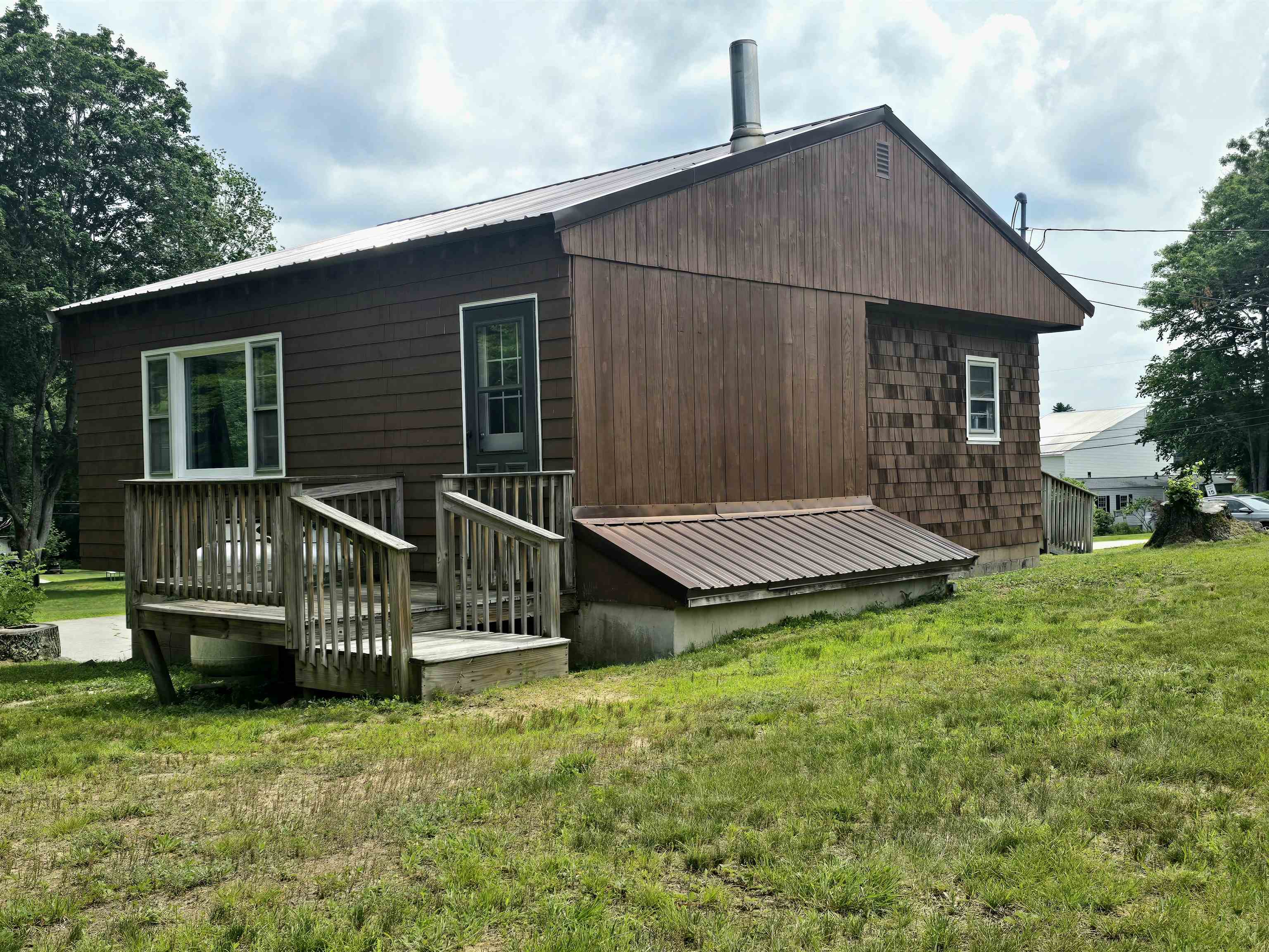 main property photo 14
