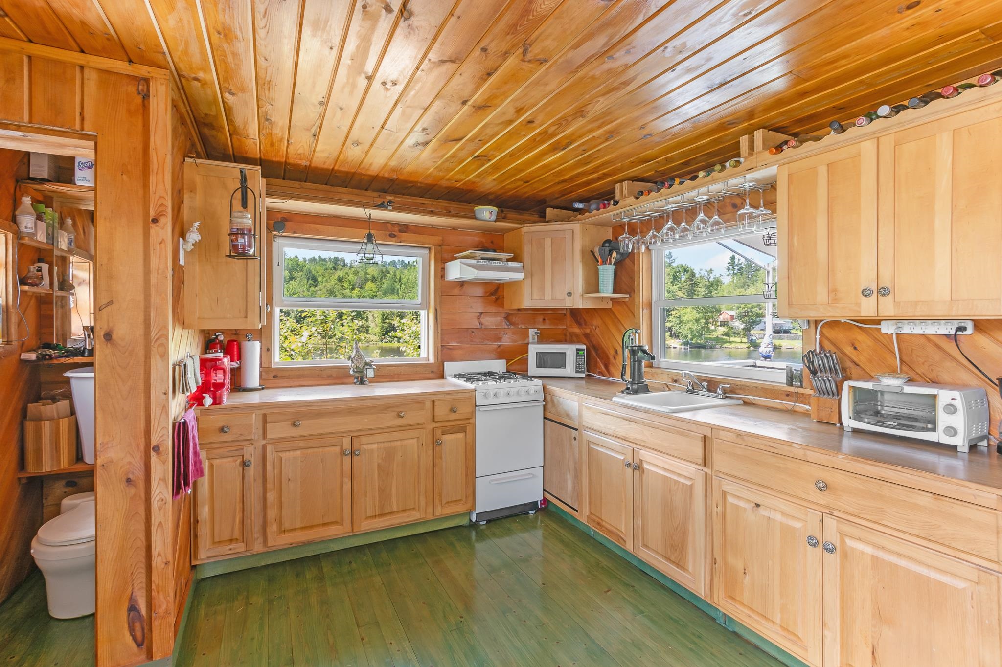 main property photo 25