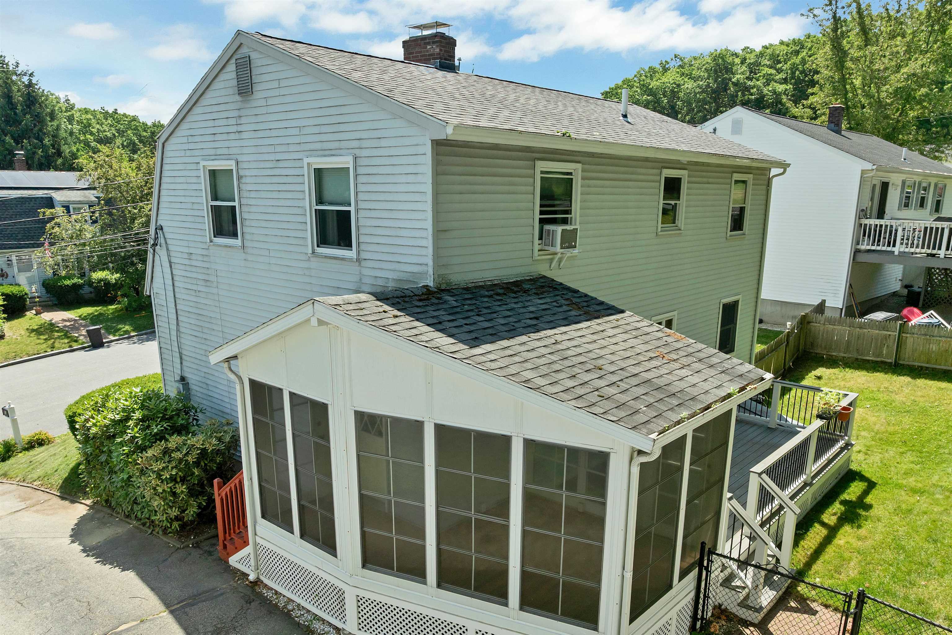 main property photo 34