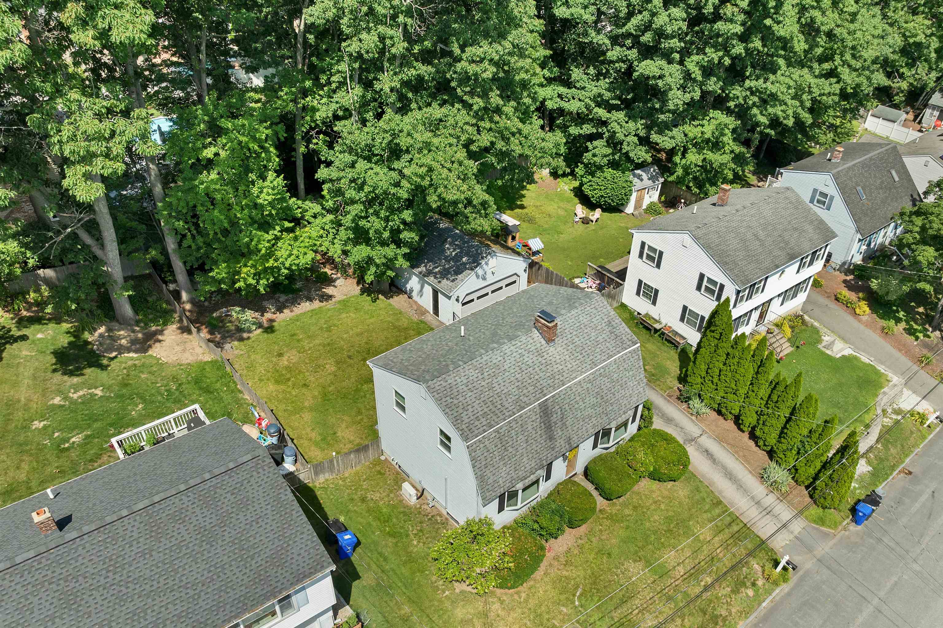 main property photo 43