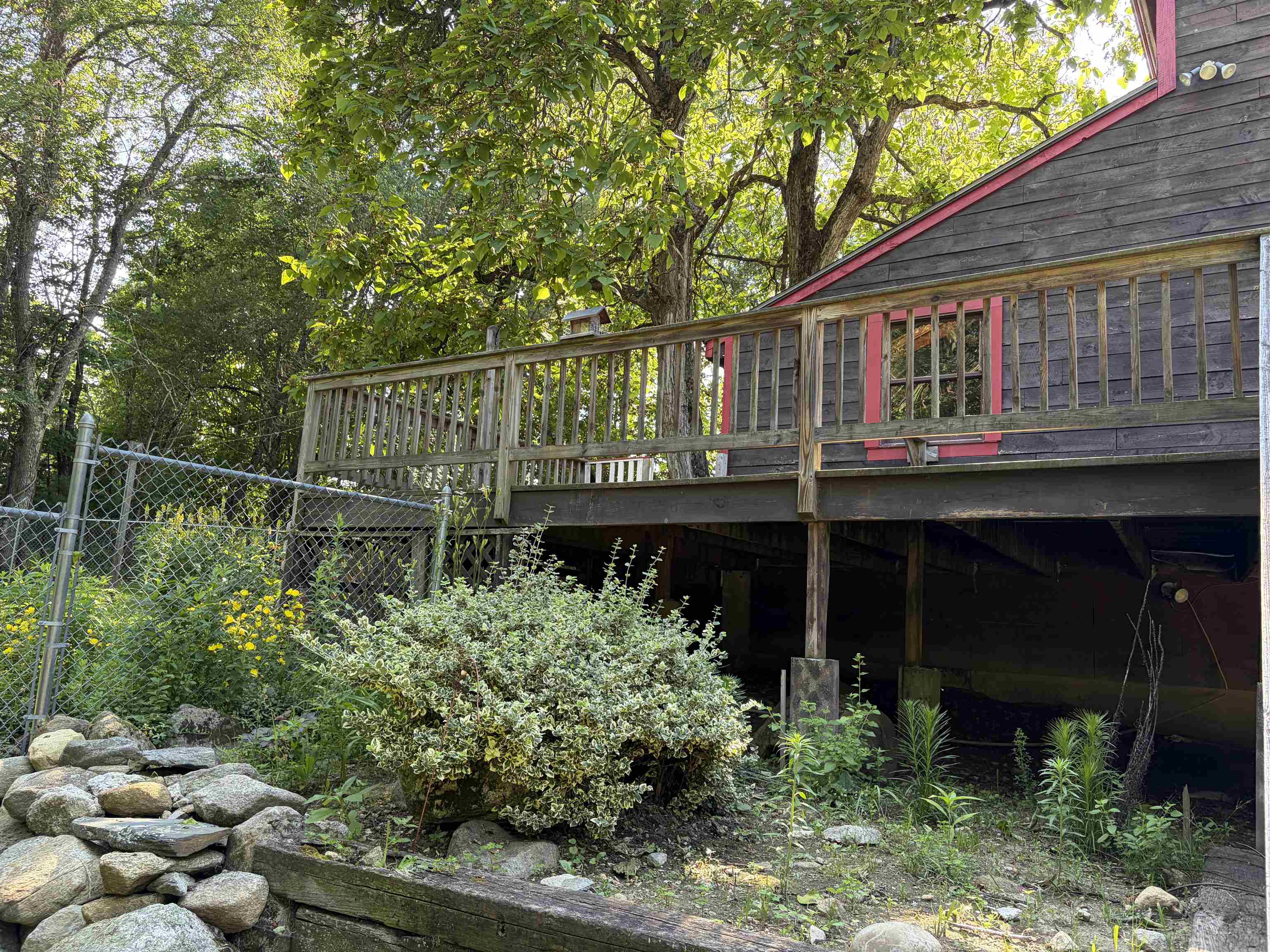 main property photo 44