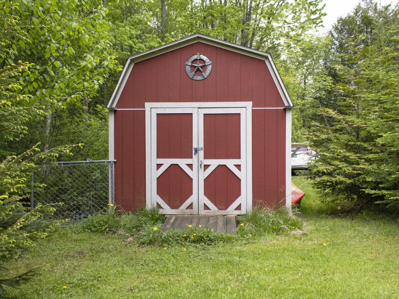 main property photo 38