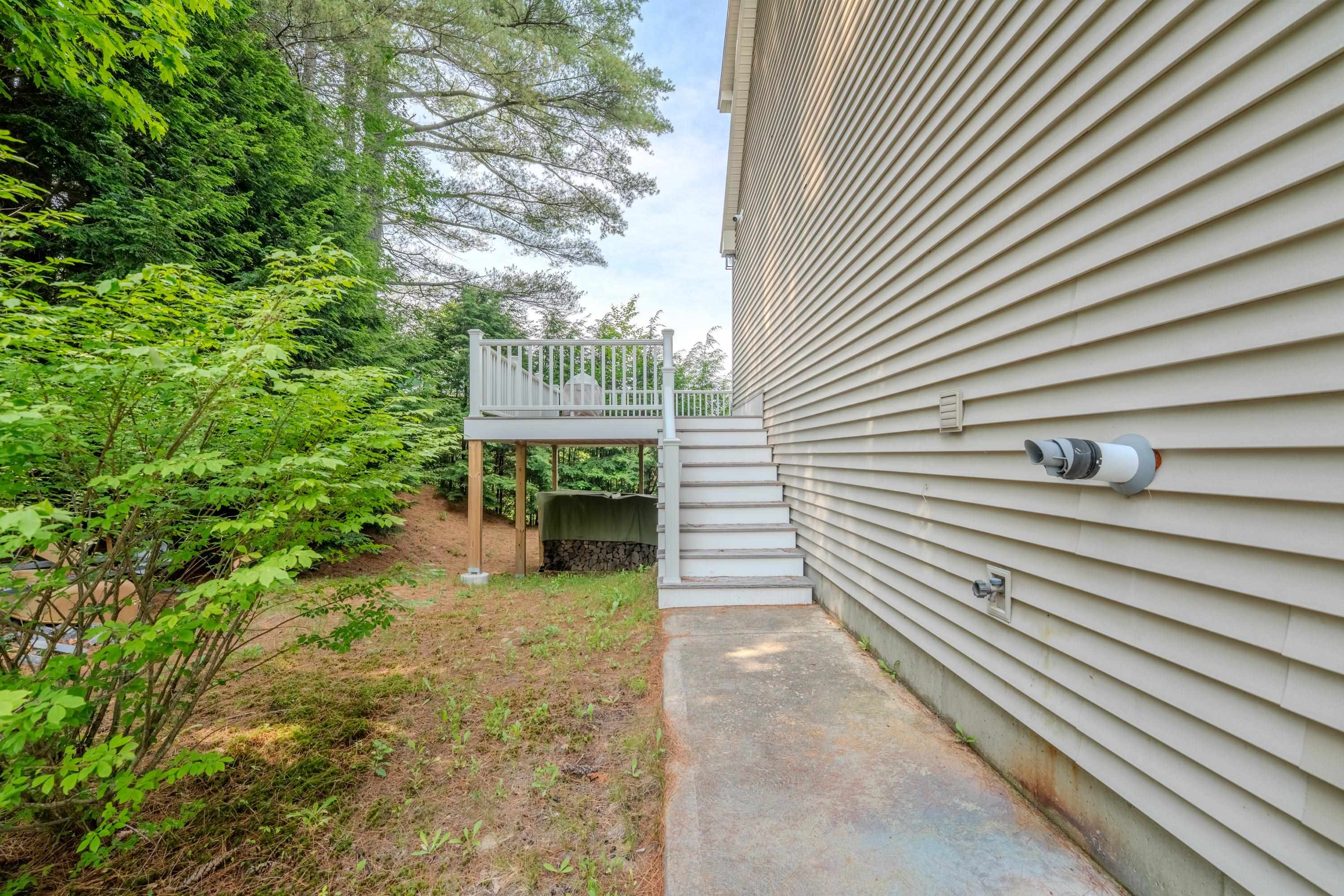 main property photo 58