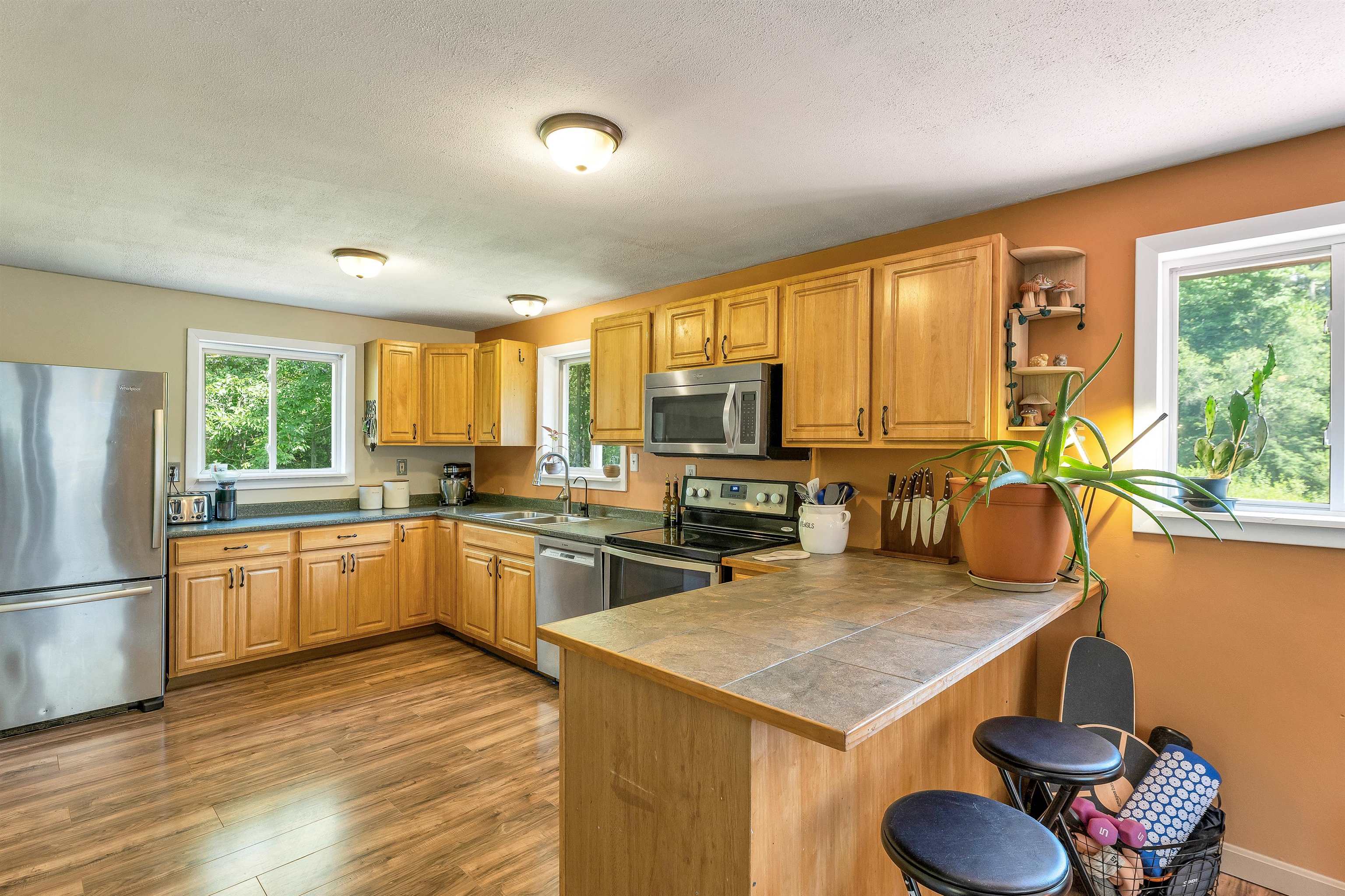 main property photo 8