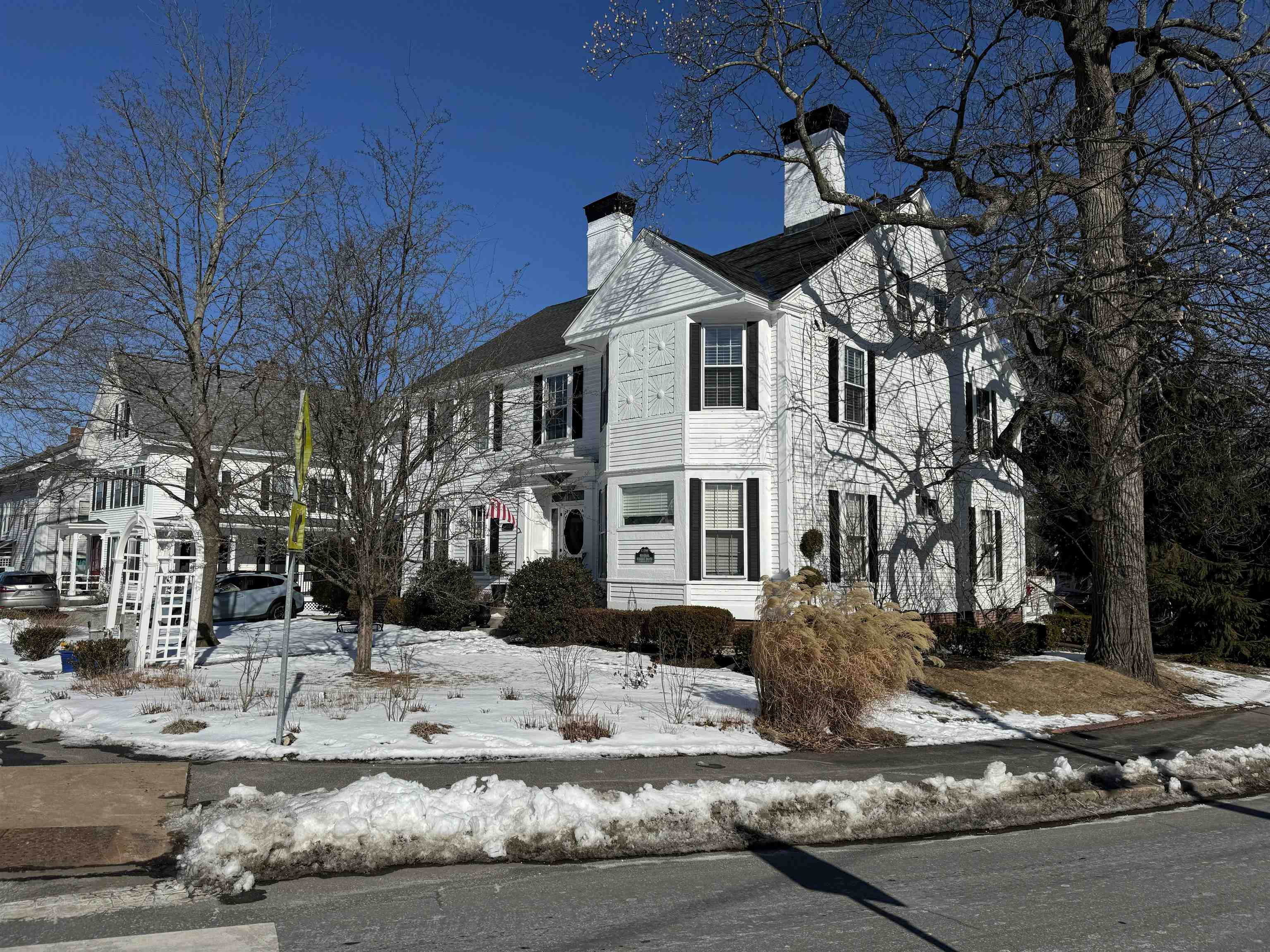 main property photo 8