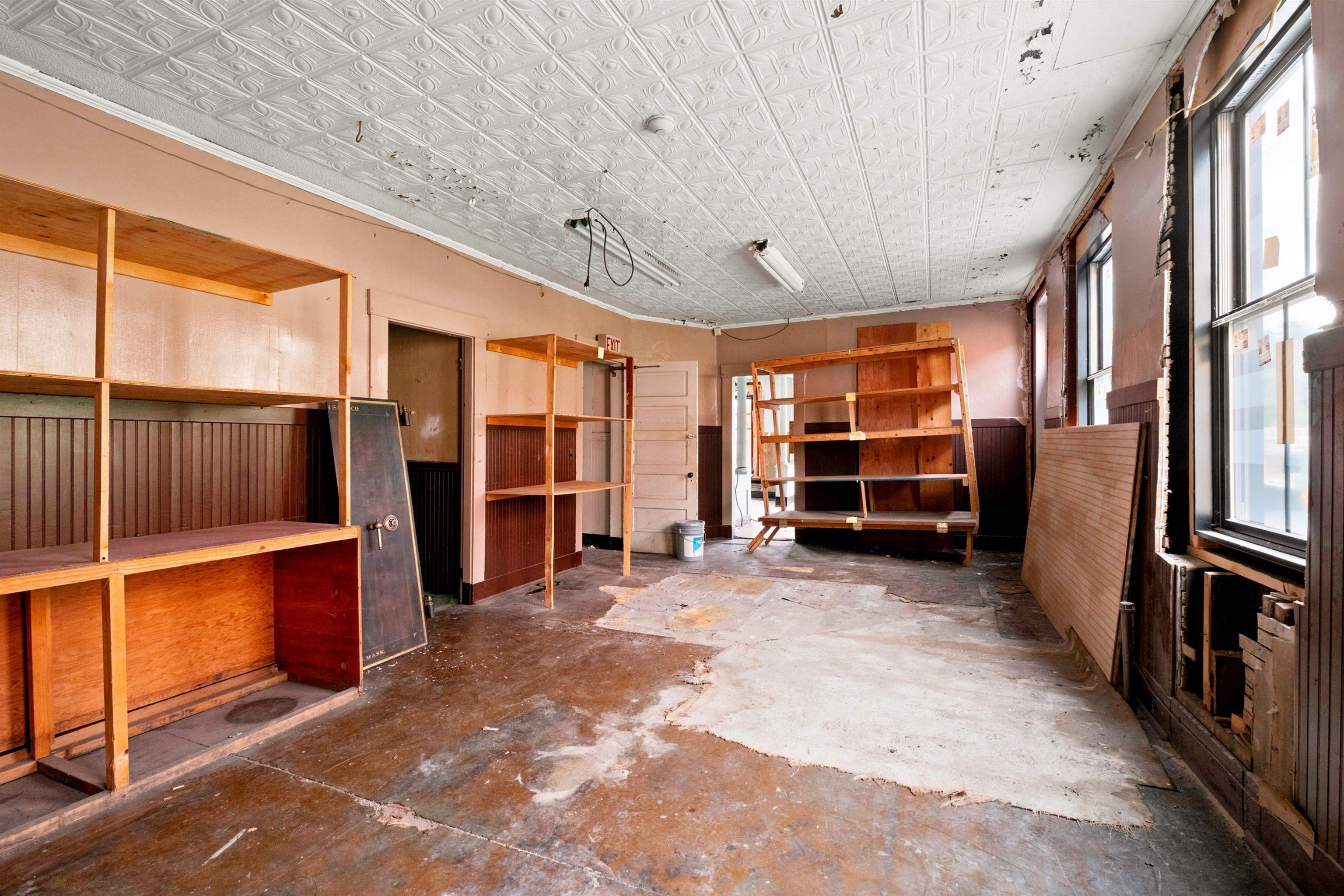 main property photo 29